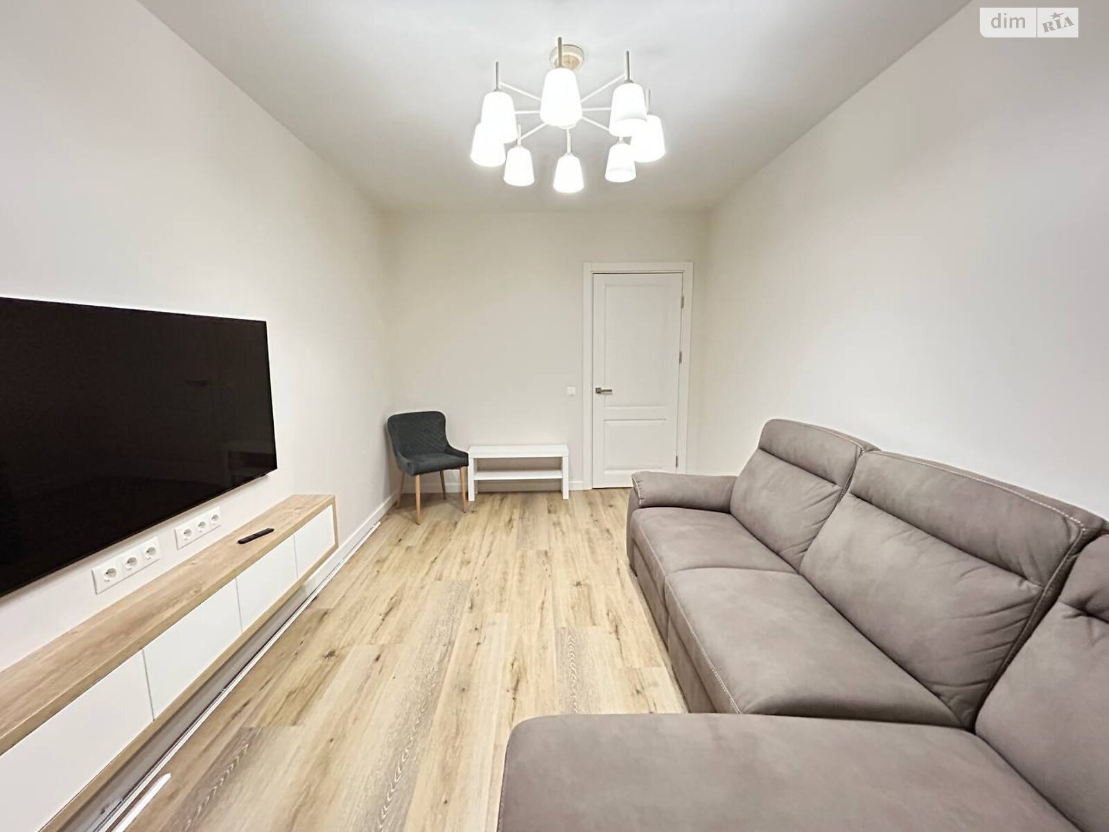 двокімнатна квартира в Дніпрі, район Мандриківка, на вул. Набережна Перемоги 44П в довготривалу оренду помісячно фото 1 двокімнатна квартира в Дніпрі, район Мандриківка, на вул. Набережна Перемоги 44П в довготривалу оренду помісячно фото 1