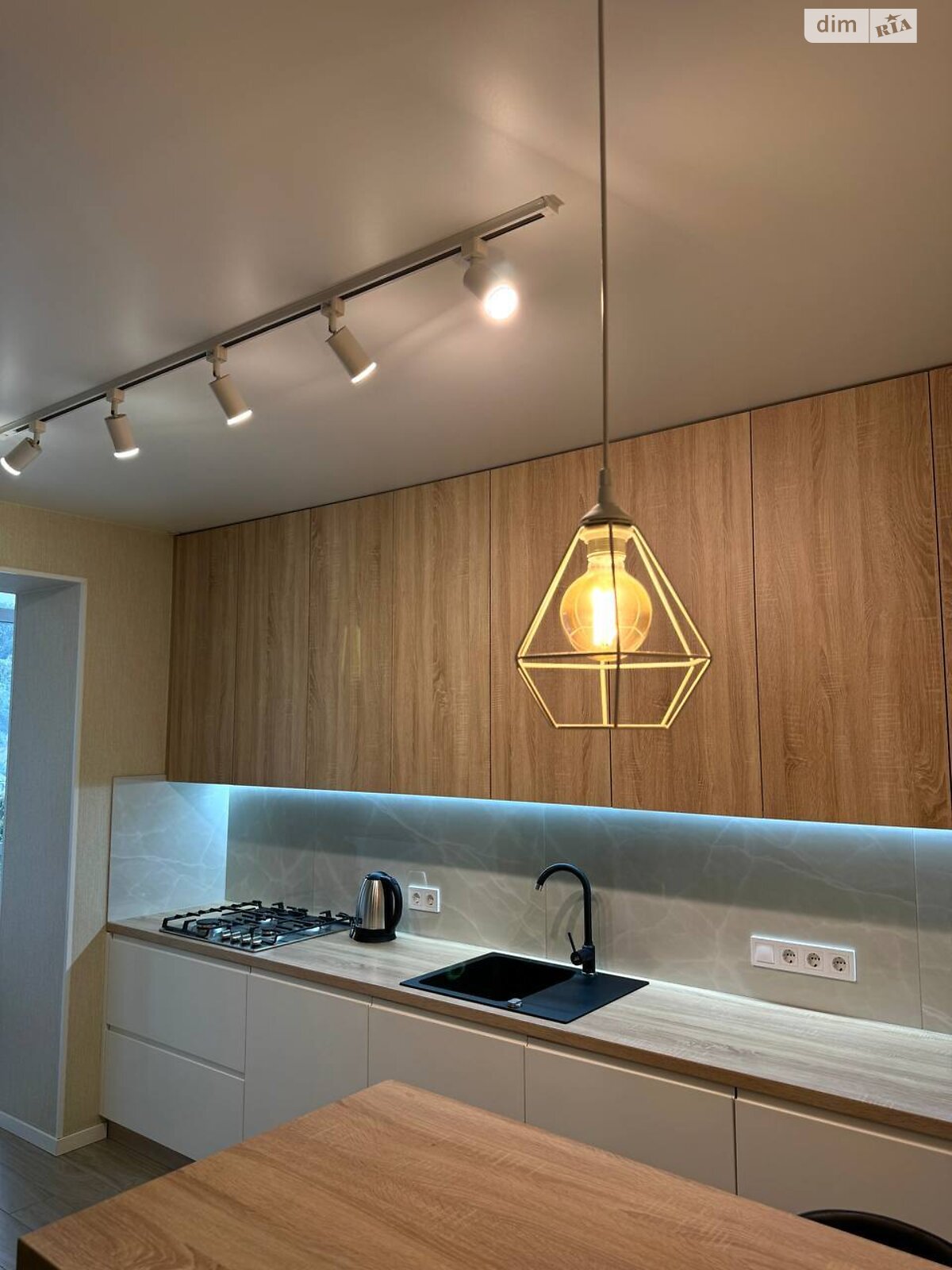 однокомнатная квартира в Днепре, район Мандрыкивка, на ул. Набережная Победы 44Р в аренду на долгий срок помесячно фото 1