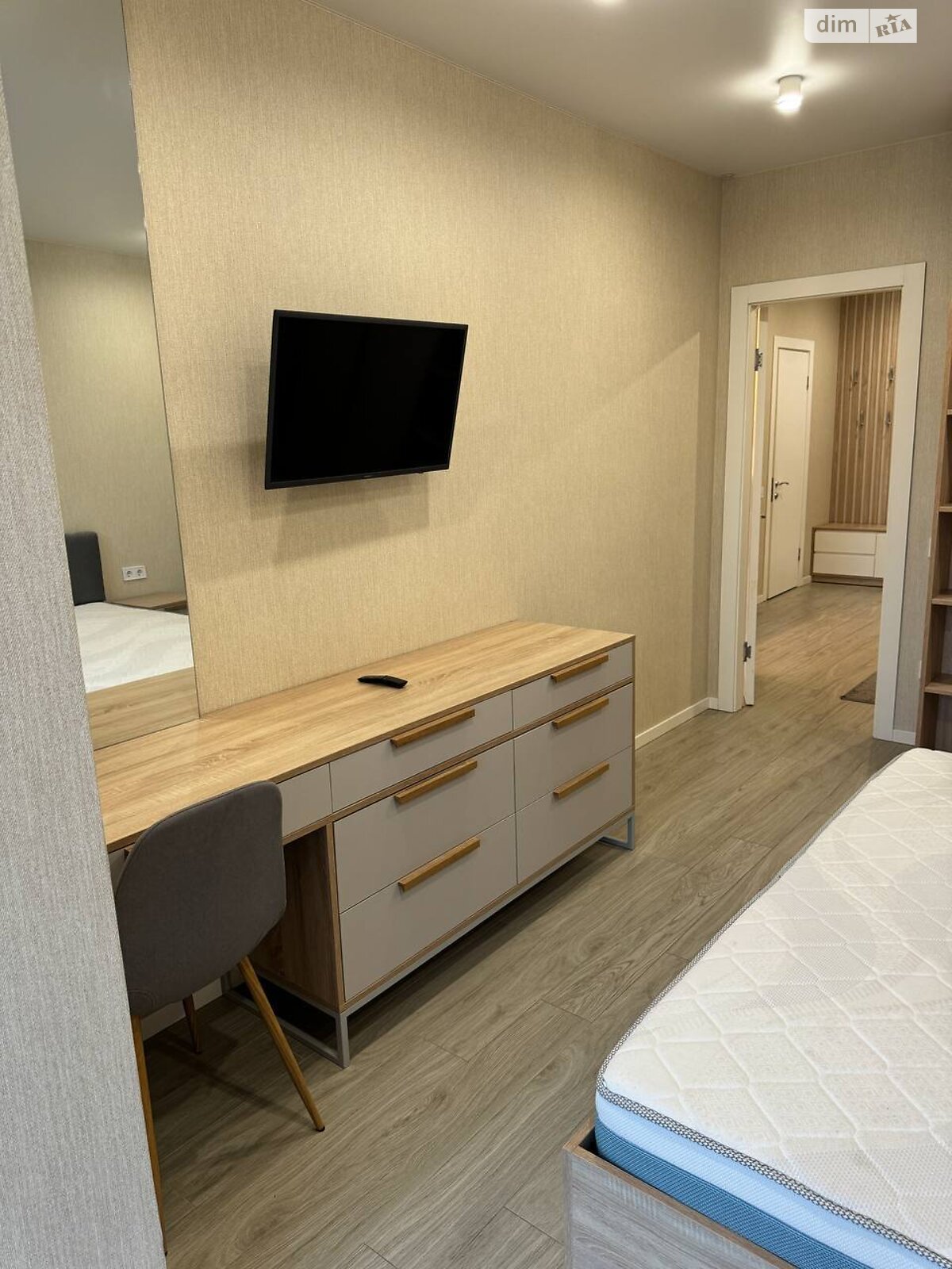 однокомнатная квартира в Днепре, район Мандрыкивка, на ул. Набережная Победы 44Р в аренду на долгий срок помесячно фото 1