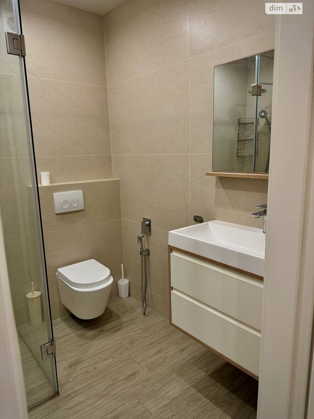 однокомнатная квартира в Днепре, район Мандрыкивка, на ул. Набережная Победы 44Р в аренду на долгий срок помесячно фото 1