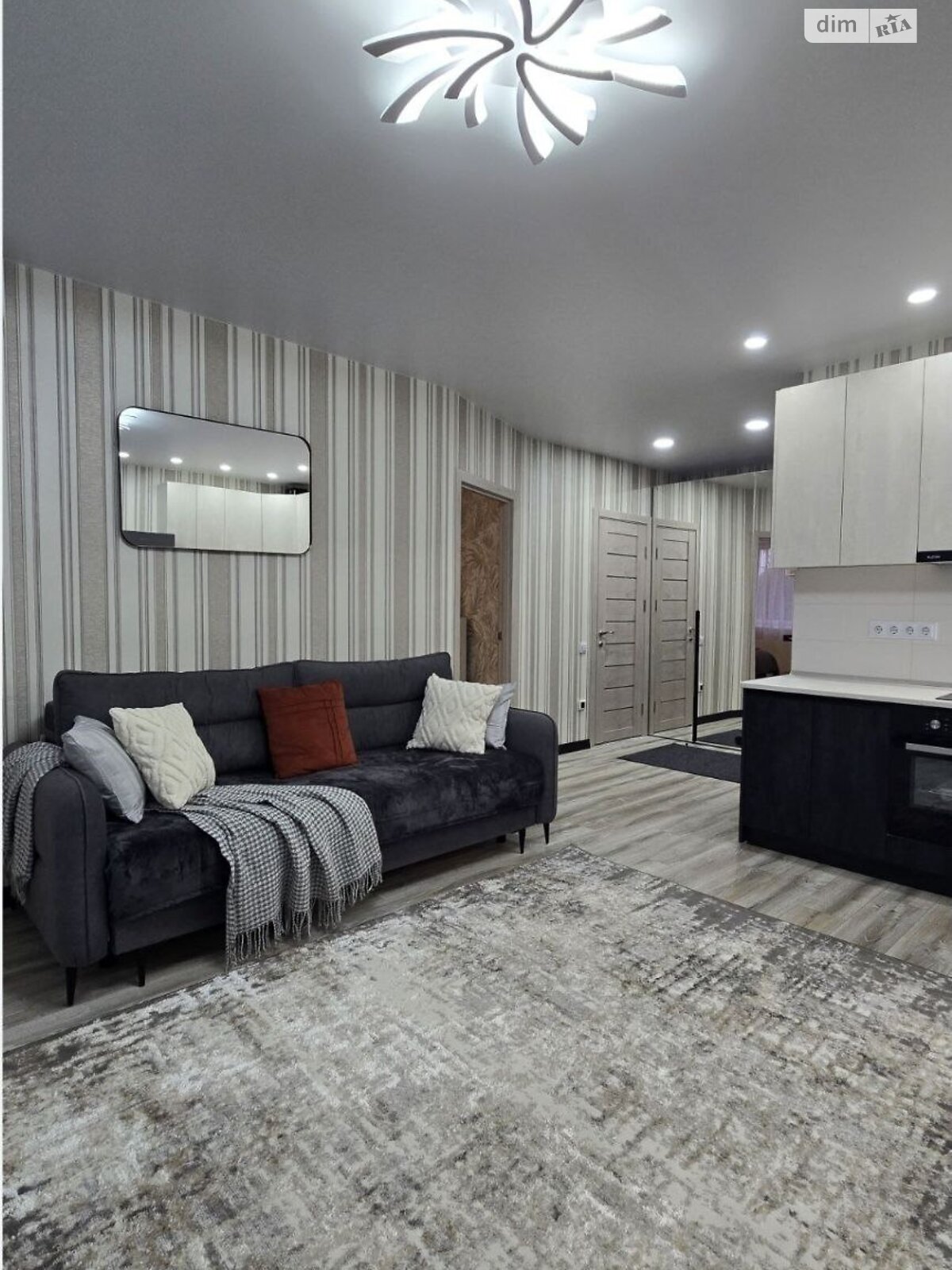 двухкомнатная квартира в Днепре, район Мандрыкивка, на ул. Набережная Победы 42П в аренду на долгий срок помесячно фото 1