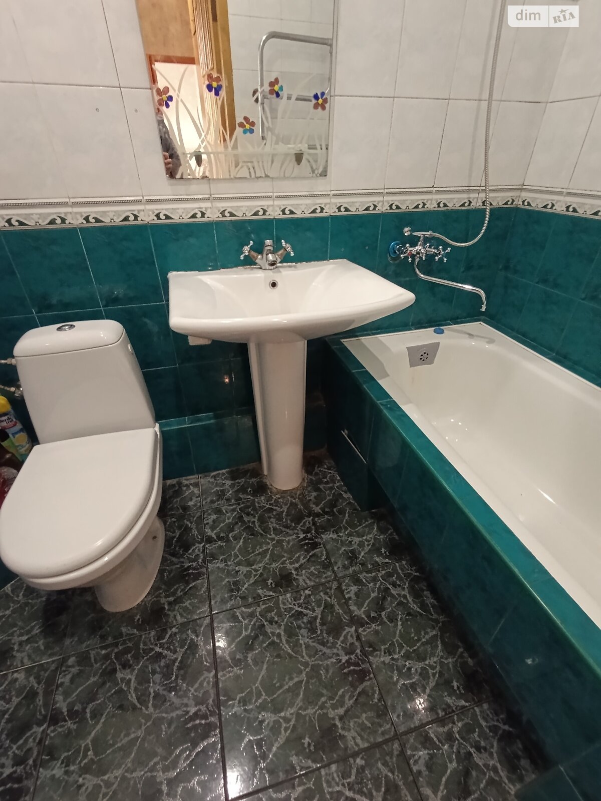 двокімнатна квартира в Дніпрі, район Набережна, на вул. Мостова 2 в довготривалу оренду помісячно фото 1