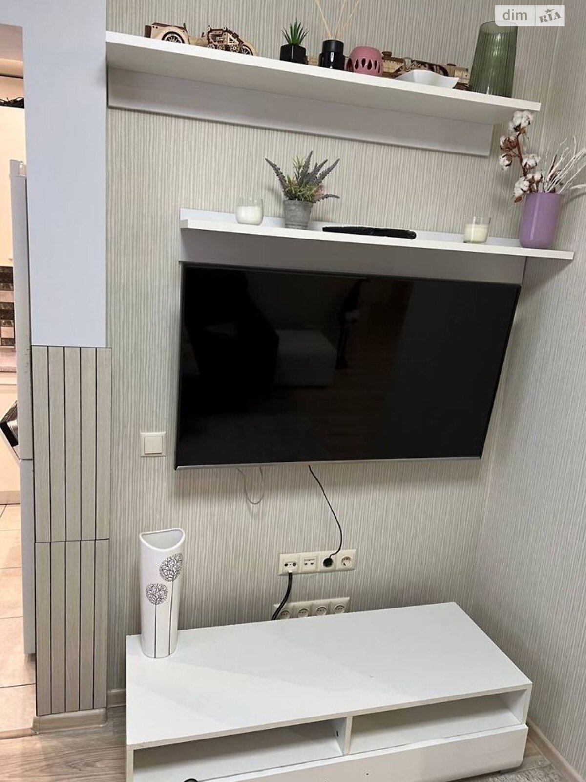 трехкомнатная квартира в Днепре, район Набережная, на ул. Мудрого Ярослава князя 32 в аренду на долгий срок помесячно фото 1