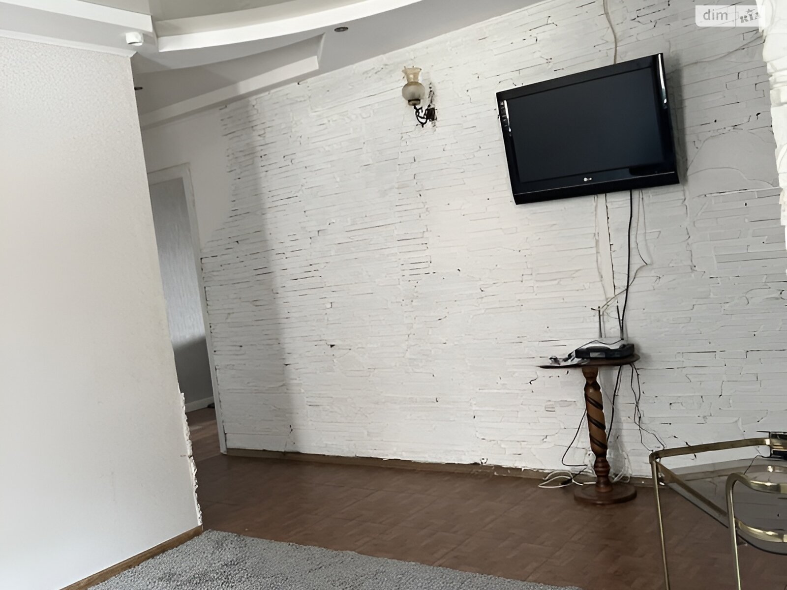 трикімнатна квартира в Дніпрі, на вул. Набережна Перемоги 96 в довготривалу оренду помісячно фото 1 трикімнатна квартира в Дніпрі, на вул. Набережна Перемоги 96 в довготривалу оренду помісячно фото 1