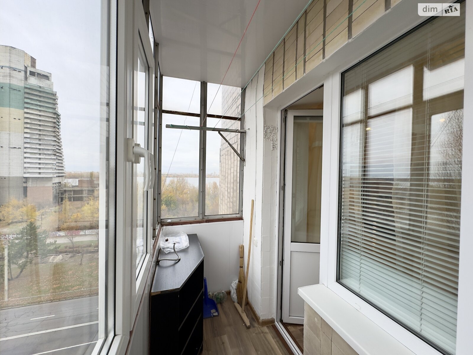 двухкомнатная квартира в Днепре, район Набережная, на ул. Сичеславская Набережная 10 в аренду на долгий срок помесячно фото 1