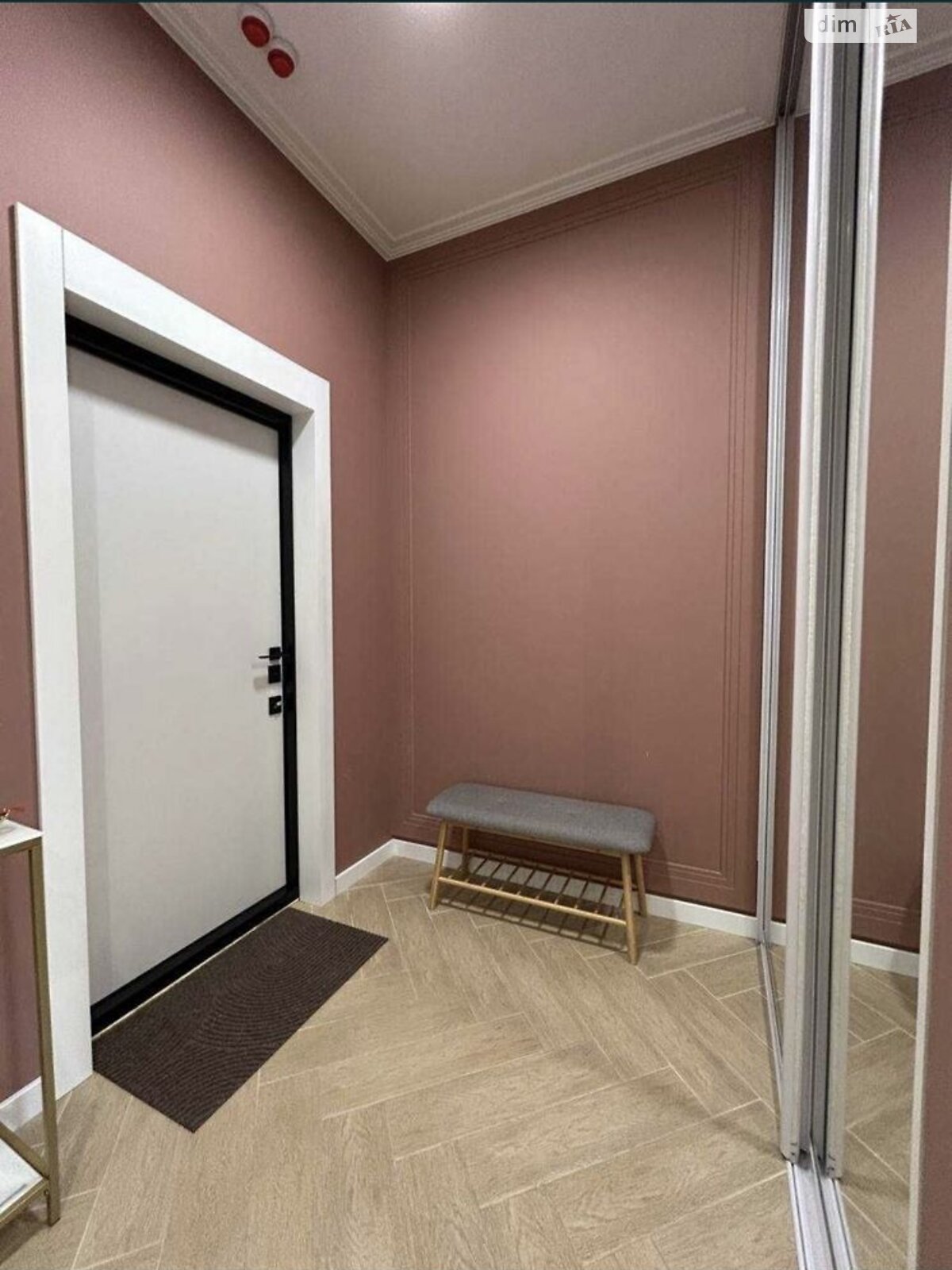 двухкомнатная квартира в Днепре, район Набережная, на просп. Яворницкого Дмитрия 72 в аренду на долгий срок помесячно фото 1 двухкомнатная квартира в Днепре, район Набережная, на просп. Яворницкого Дмитрия 72 в аренду на долгий срок помесячно фото 1