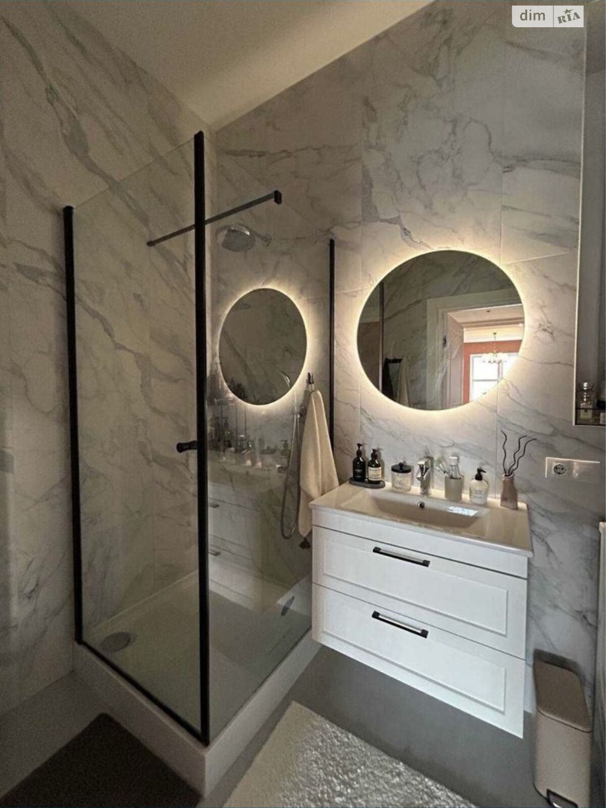 двухкомнатная квартира в Днепре, район Набережная, на просп. Яворницкого Дмитрия 72 в аренду на долгий срок помесячно фото 1 двухкомнатная квартира в Днепре, район Набережная, на просп. Яворницкого Дмитрия 72 в аренду на долгий срок помесячно фото 1