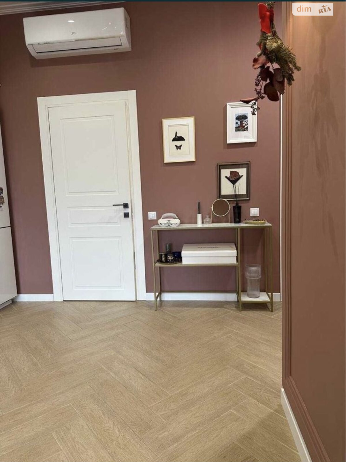 двухкомнатная квартира в Днепре, район Набережная, на просп. Яворницкого Дмитрия 72 в аренду на долгий срок помесячно фото 1 двухкомнатная квартира в Днепре, район Набережная, на просп. Яворницкого Дмитрия 72 в аренду на долгий срок помесячно фото 1