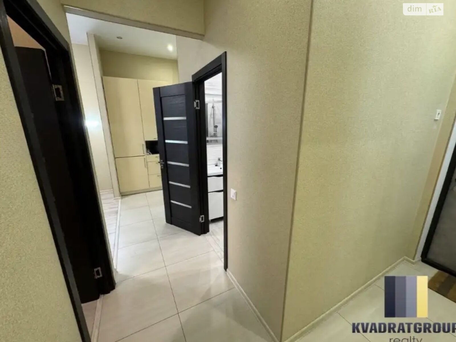 двухкомнатная квартира в Днепре, район Набережная, на просп. Яворницкого Дмитрия 72 в аренду на долгий срок помесячно фото 1