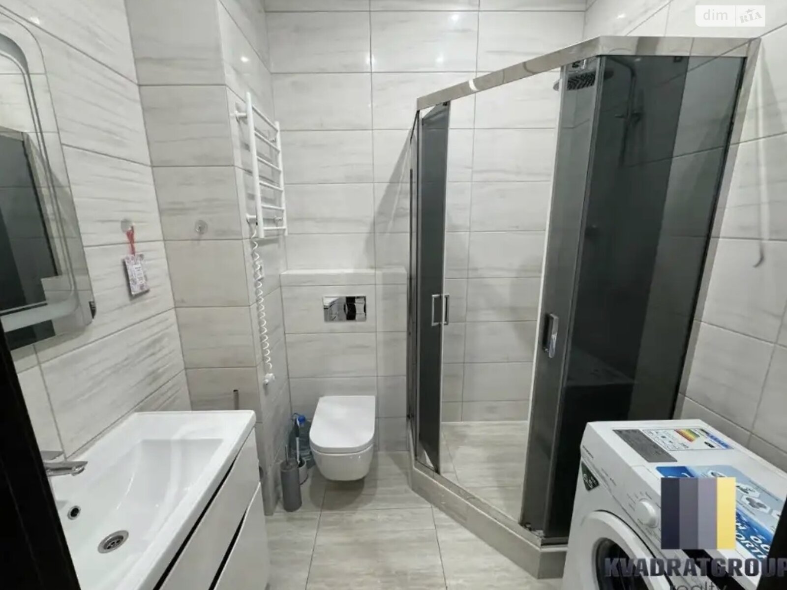 двухкомнатная квартира в Днепре, район Набережная, на просп. Яворницкого Дмитрия 72 в аренду на долгий срок помесячно фото 1