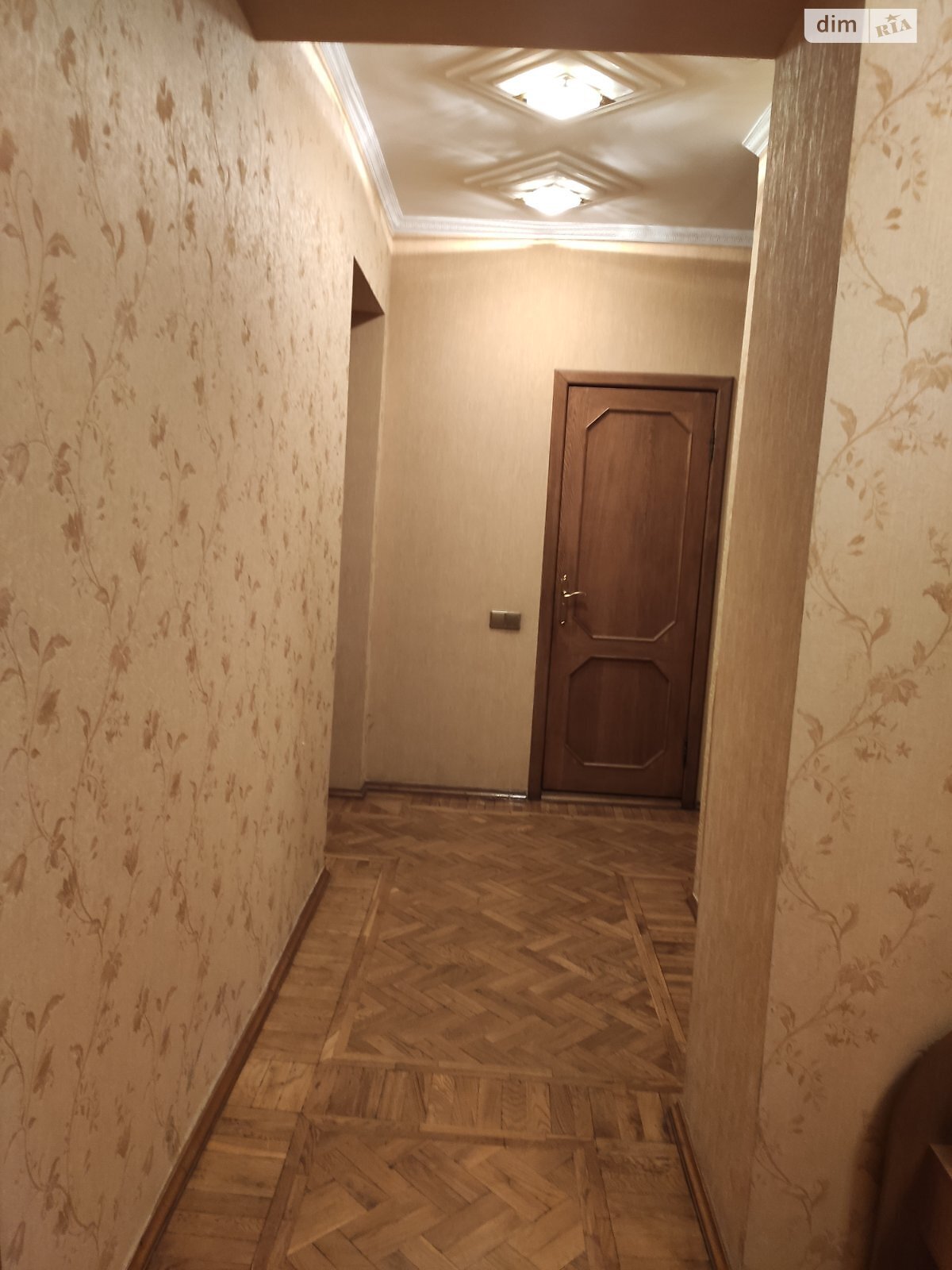 трехкомнатная квартира с мебелью в Днепре, район Соборный, на ул. Героев Крут 1 в аренду на долгий срок помесячно фото 1 трехкомнатная квартира с мебелью в Днепре, район Соборный, на ул. Героев Крут 1 в аренду на долгий срок помесячно фото 1