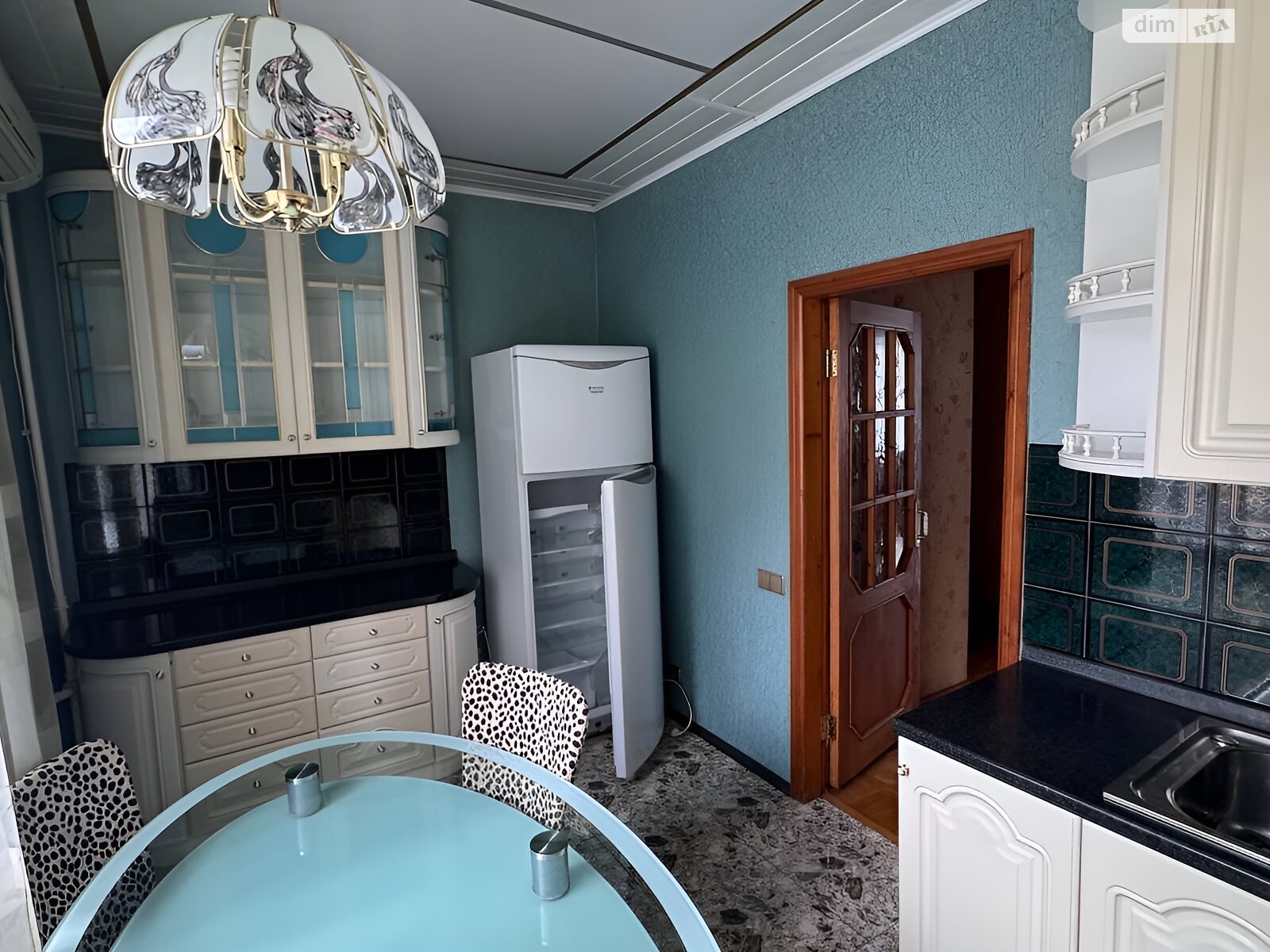 трикімнатна квартира в Дніпрі, район Центр, на вул. Героїв Крут 1 в довготривалу оренду помісячно фото 1 трикімнатна квартира в Дніпрі, район Центр, на вул. Героїв Крут 1 в довготривалу оренду помісячно фото 1