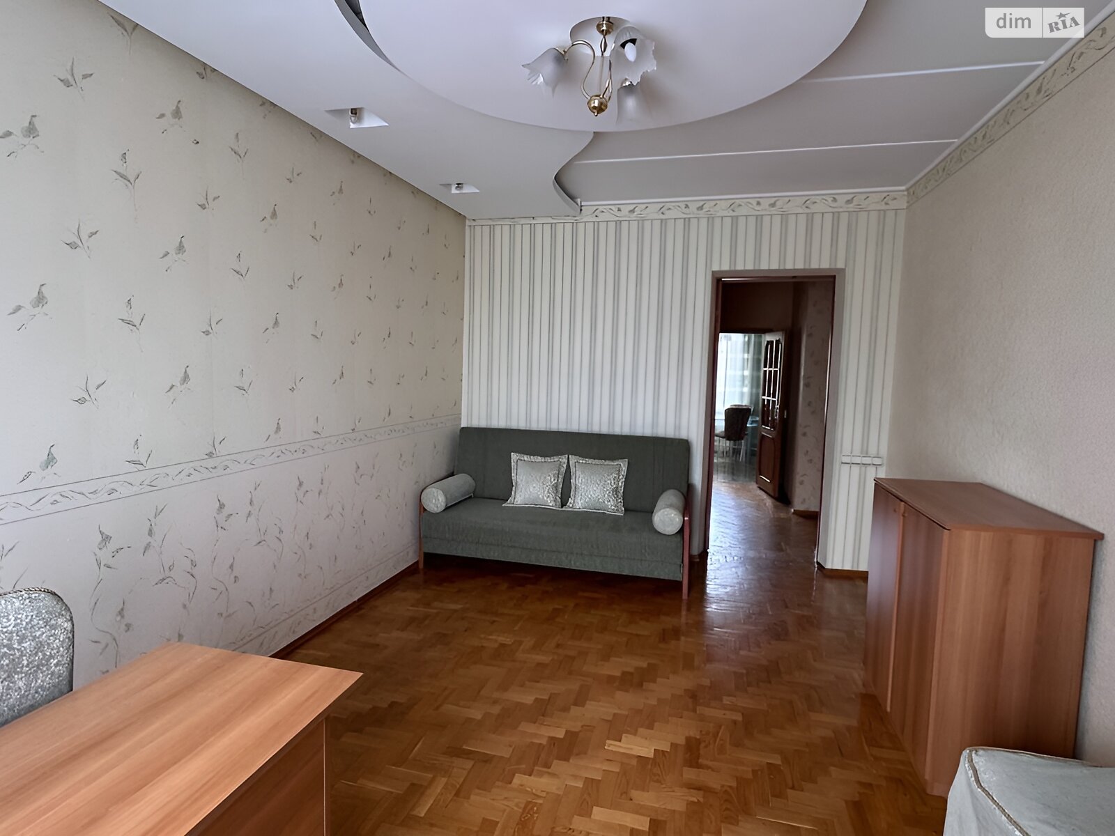 трикімнатна квартира в Дніпрі, район Центр, на вул. Героїв Крут 1 в довготривалу оренду помісячно фото 1 трикімнатна квартира в Дніпрі, район Центр, на вул. Героїв Крут 1 в довготривалу оренду помісячно фото 1