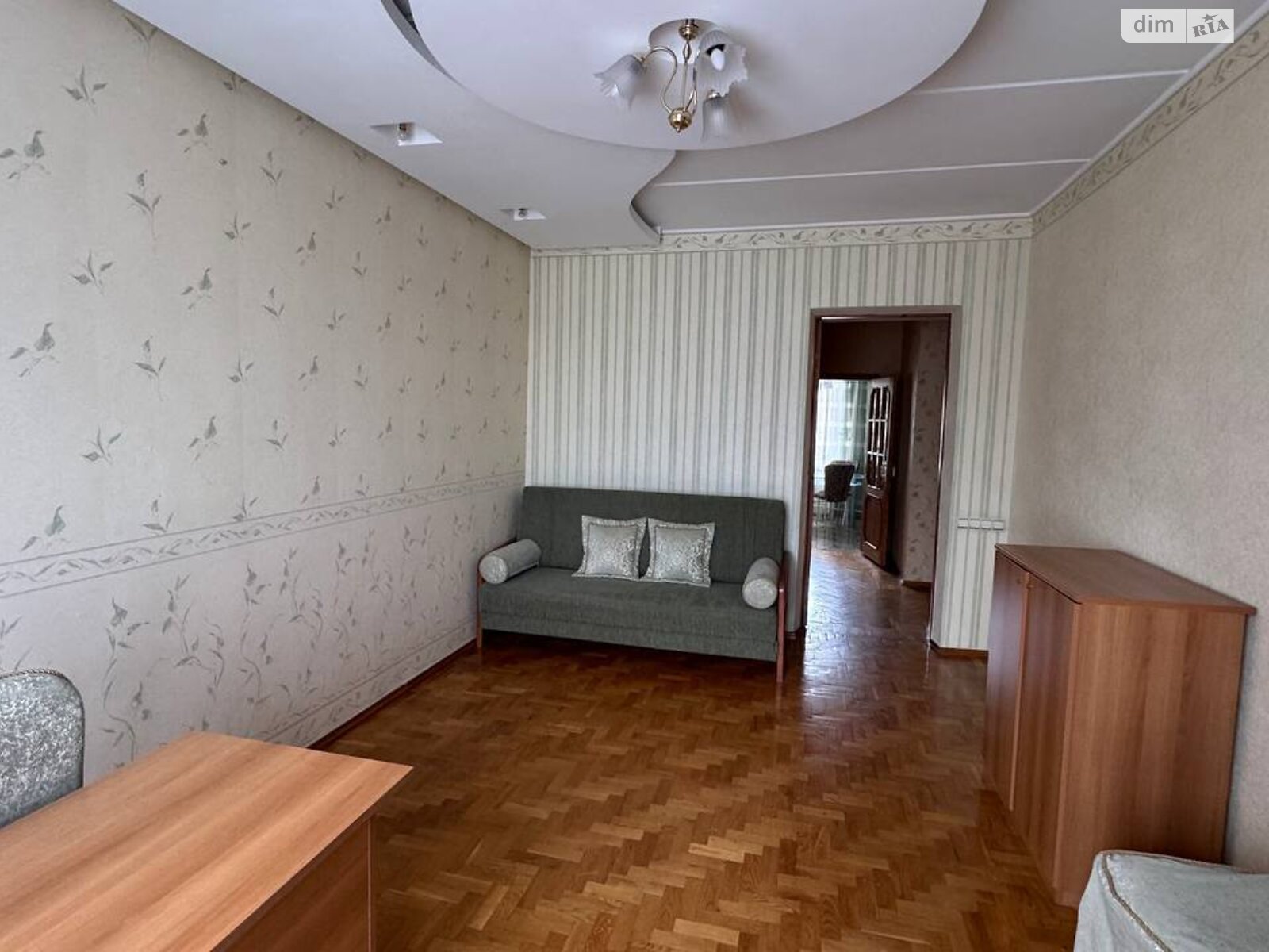 трикімнатна квартира в Дніпрі, район Центр, на вул. Героїв Крут 1, кв. 18 в довготривалу оренду помісячно фото 1 трикімнатна квартира в Дніпрі, район Центр, на вул. Героїв Крут 1, кв. 18 в довготривалу оренду помісячно фото 1