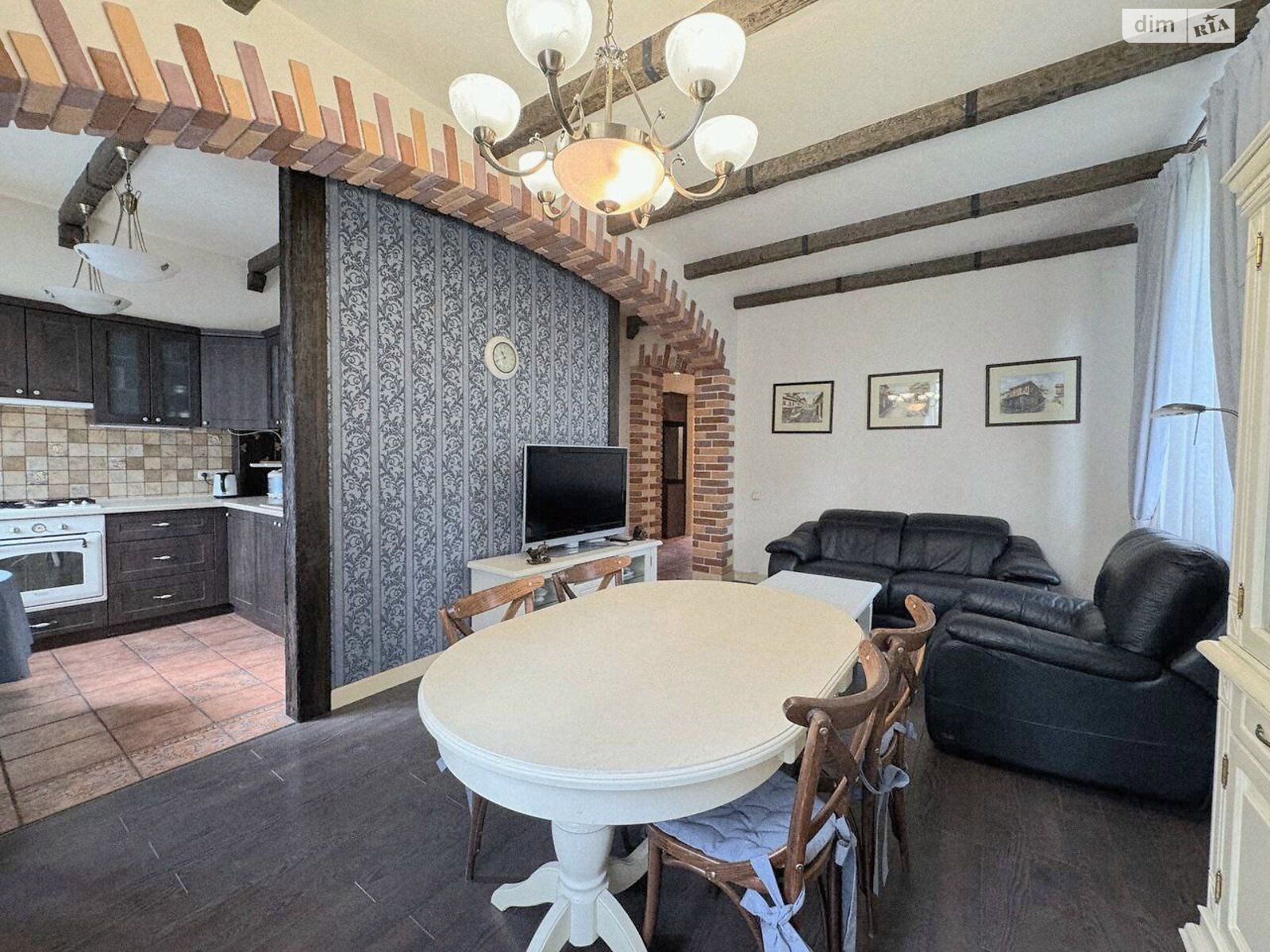 трехкомнатная квартира в Днепре, район Нагорный, на ул. Гоголя 23 в аренду на долгий срок помесячно фото 1 трехкомнатная квартира в Днепре, район Нагорный, на ул. Гоголя 23 в аренду на долгий срок помесячно фото 1