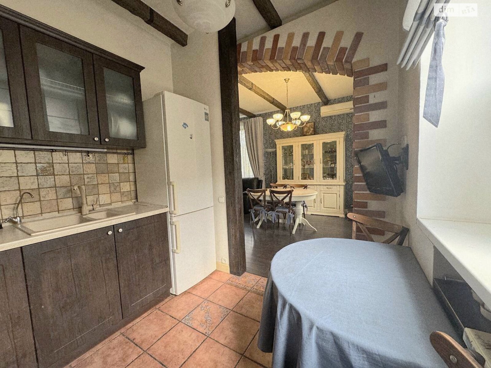 трехкомнатная квартира в Днепре, район Нагорный, на ул. Гоголя 23 в аренду на долгий срок помесячно фото 1 трехкомнатная квартира в Днепре, район Нагорный, на ул. Гоголя 23 в аренду на долгий срок помесячно фото 1