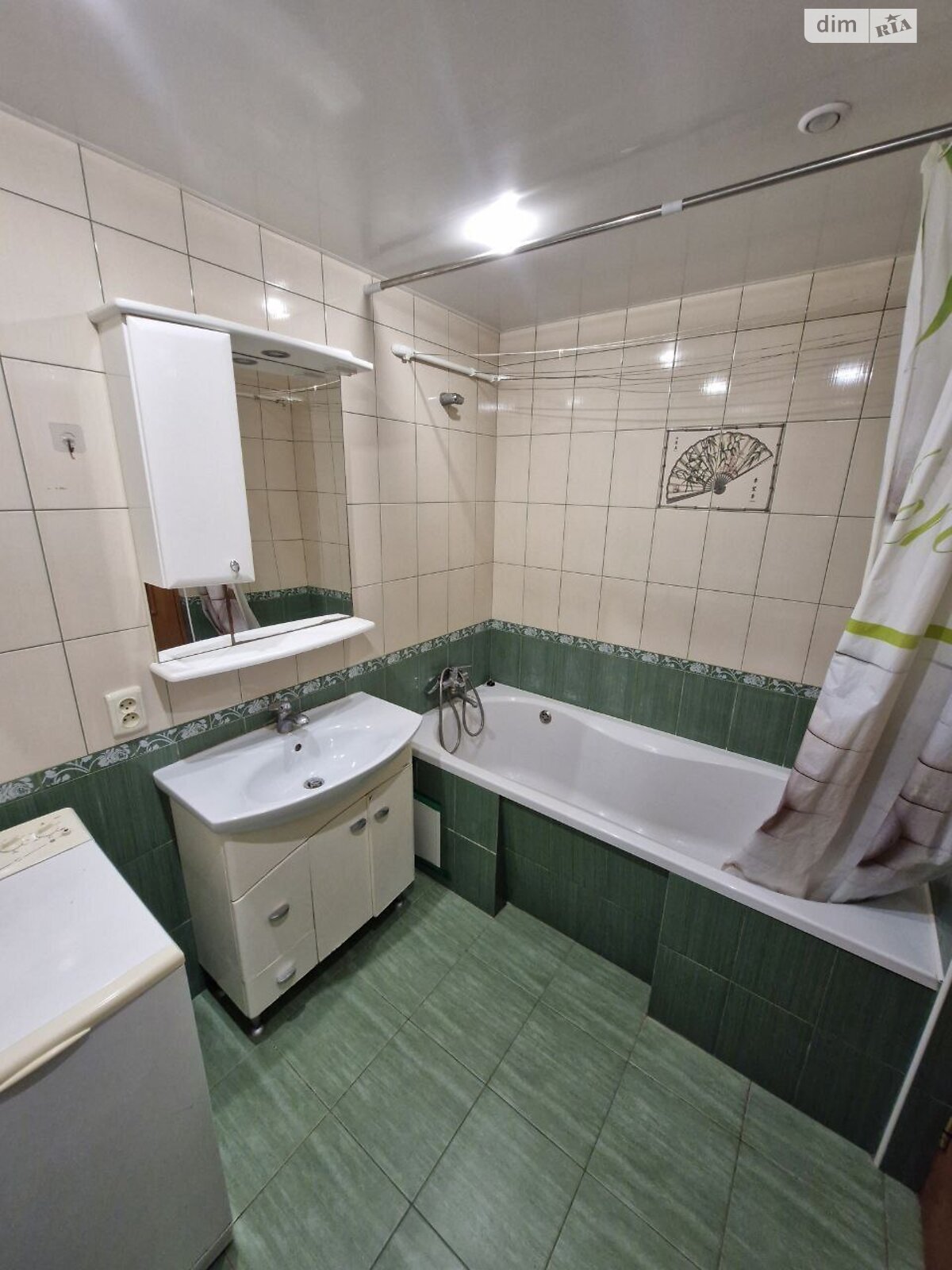 двухкомнатная квартира в Днепре, район Нагорный, на ул. Гусенко 4/6 в аренду на долгий срок помесячно фото 1