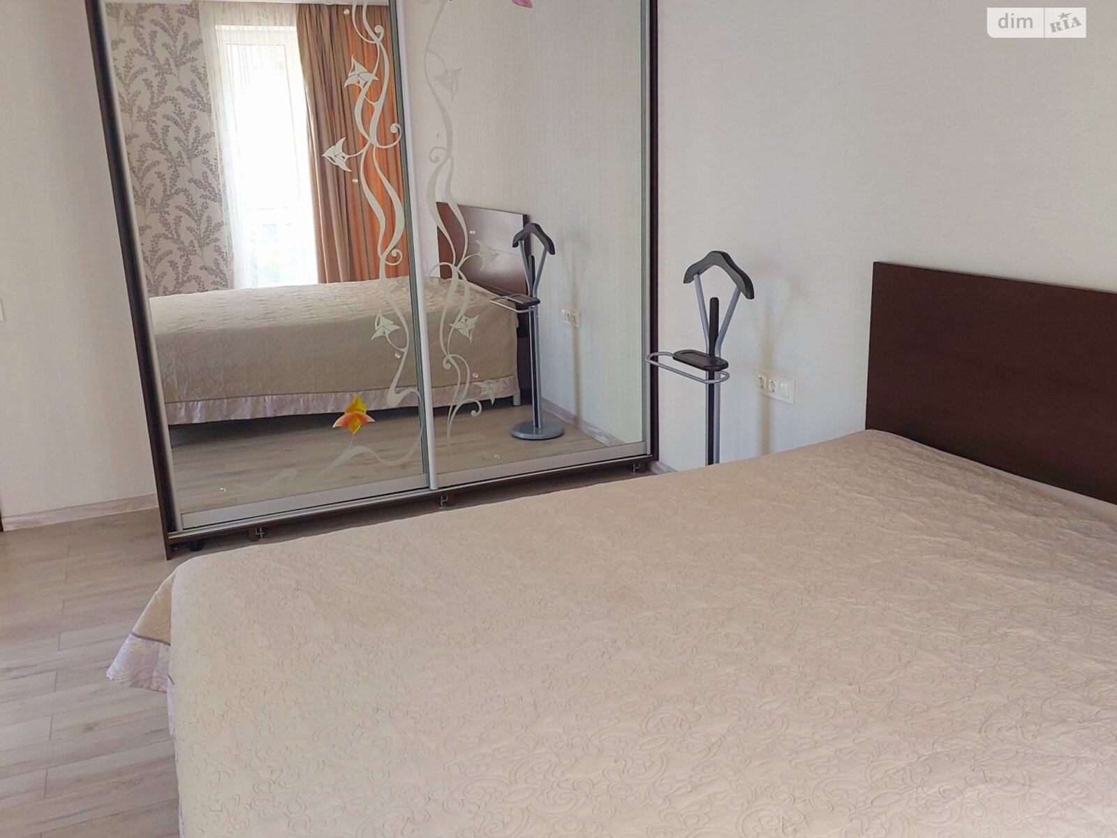 однокімнатна квартира в Дніпрі, район Нагорний, на вул. Левка Лук’яненка 16 в довготривалу оренду помісячно фото 1 однокімнатна квартира в Дніпрі, район Нагорний, на вул. Левка Лук’яненка 16 в довготривалу оренду помісячно фото 1