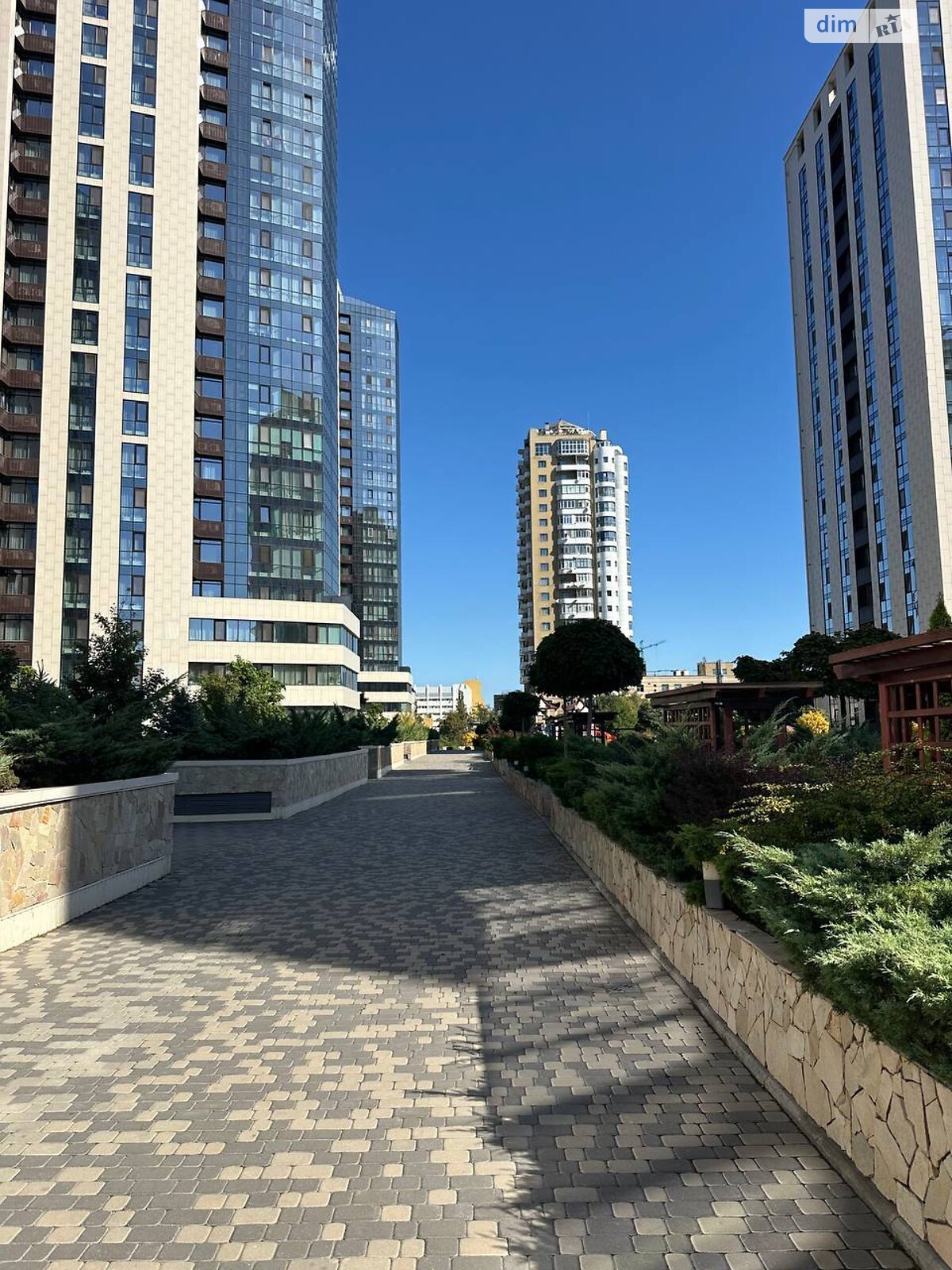 двокімнатна квартира в Дніпрі, район Нагорний, на вул. Сімферопольська 2Л в довготривалу оренду помісячно фото 1 двокімнатна квартира в Дніпрі, район Нагорний, на вул. Сімферопольська 2Л в довготривалу оренду помісячно фото 1