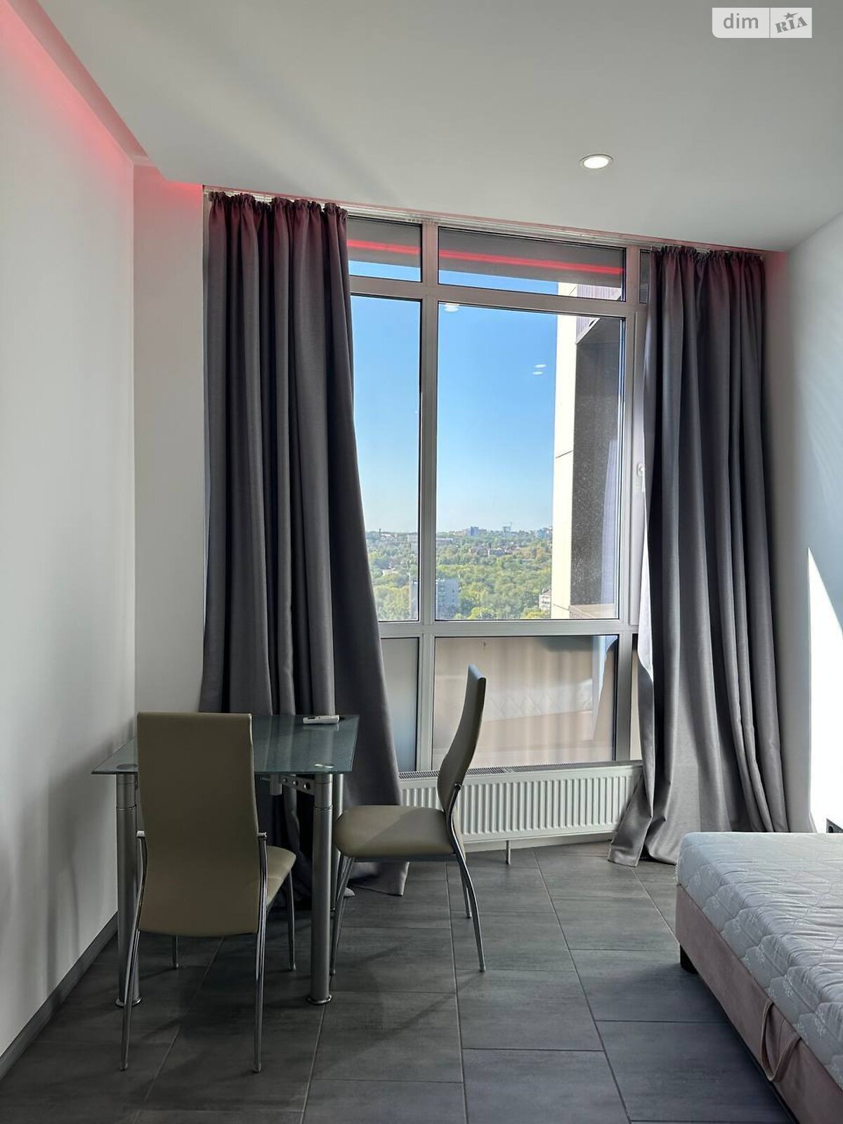 двокімнатна квартира в Дніпрі, район Нагорний, на вул. Сімферопольська 2Л в довготривалу оренду помісячно фото 1 двокімнатна квартира в Дніпрі, район Нагорний, на вул. Сімферопольська 2Л в довготривалу оренду помісячно фото 1