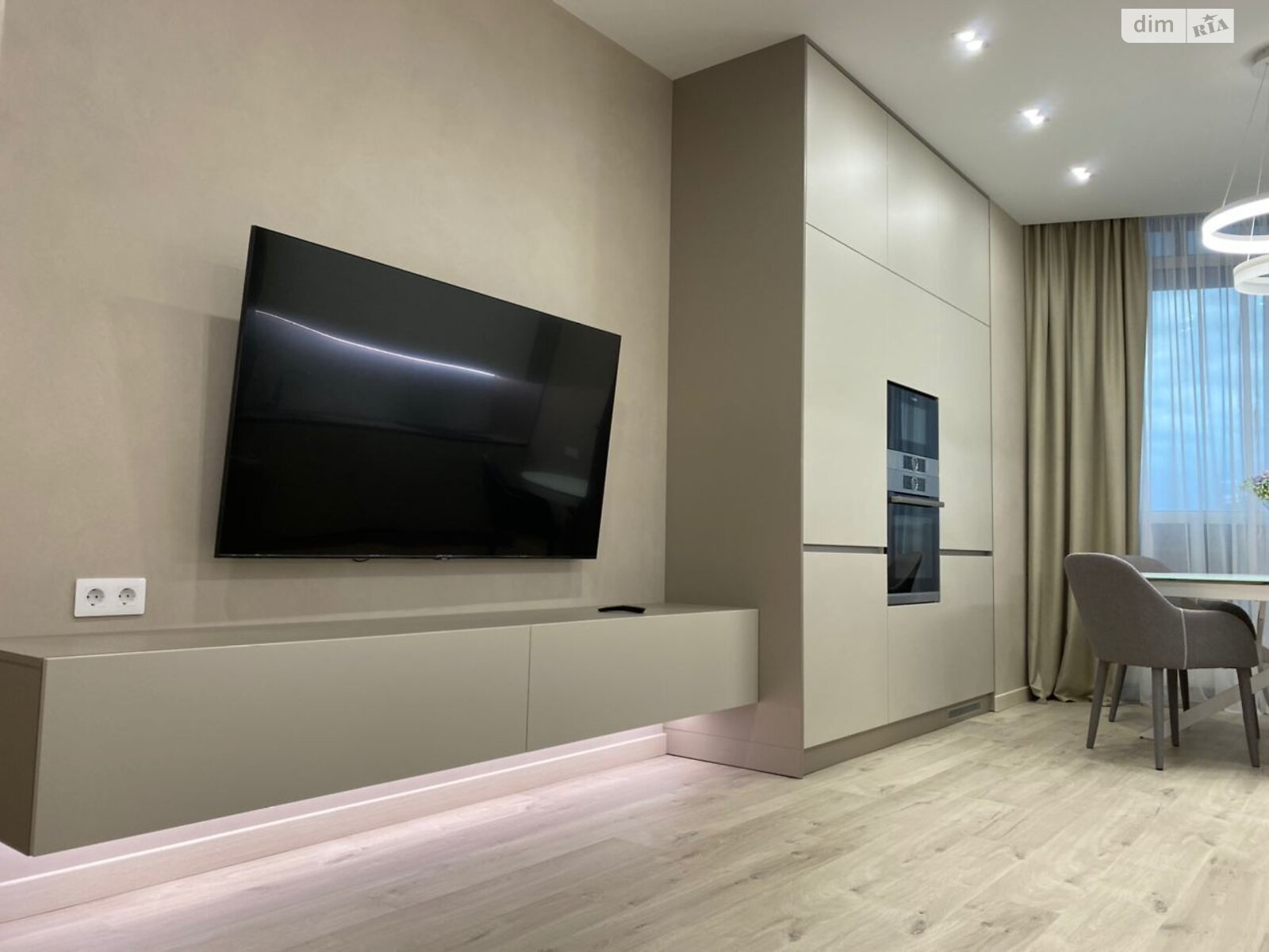 однокімнатна квартира в Дніпрі, район Нагорний, на вул. Сімферопольська 2П в довготривалу оренду помісячно фото 1