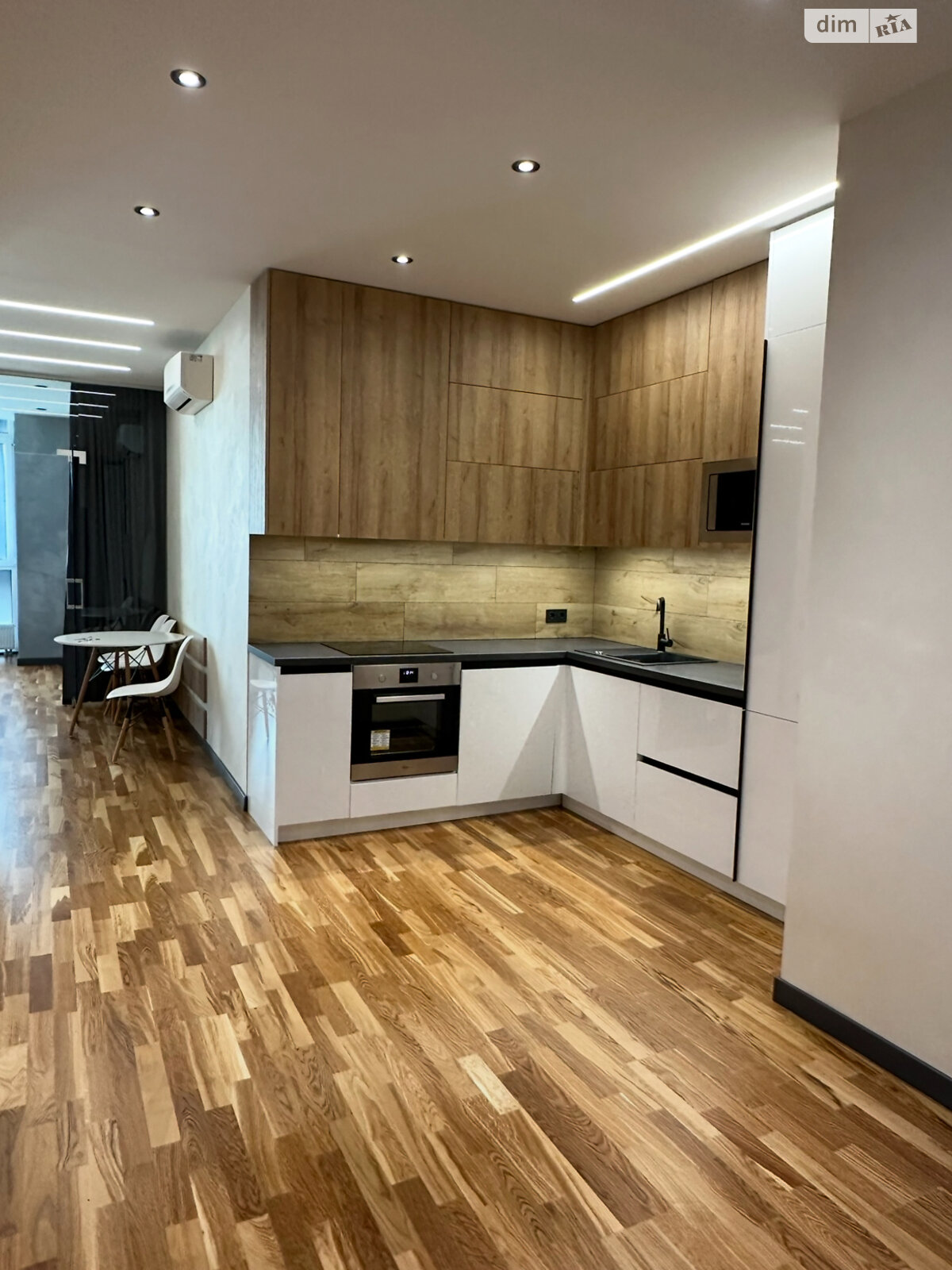 однокомнатная квартира в Днепре, район Нагорный, на ул. Симферопольская 2П в аренду на долгий срок помесячно фото 1