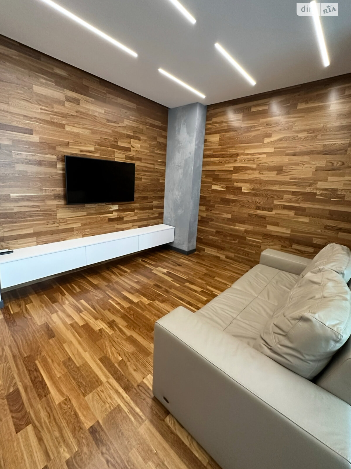 однокомнатная квартира в Днепре, район Нагорный, на ул. Симферопольская 2П в аренду на долгий срок помесячно фото 1