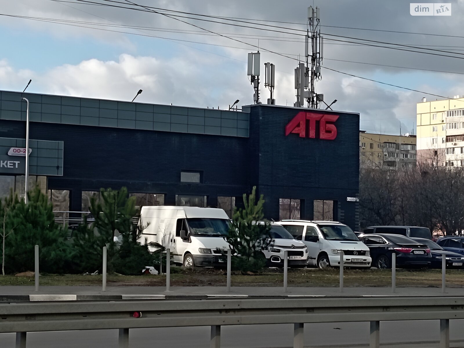двокімнатна квартира в Дніпрі, на вул. Новорічна 45 в довготривалу оренду помісячно фото 1 двокімнатна квартира в Дніпрі, на вул. Новорічна 45 в довготривалу оренду помісячно фото 1