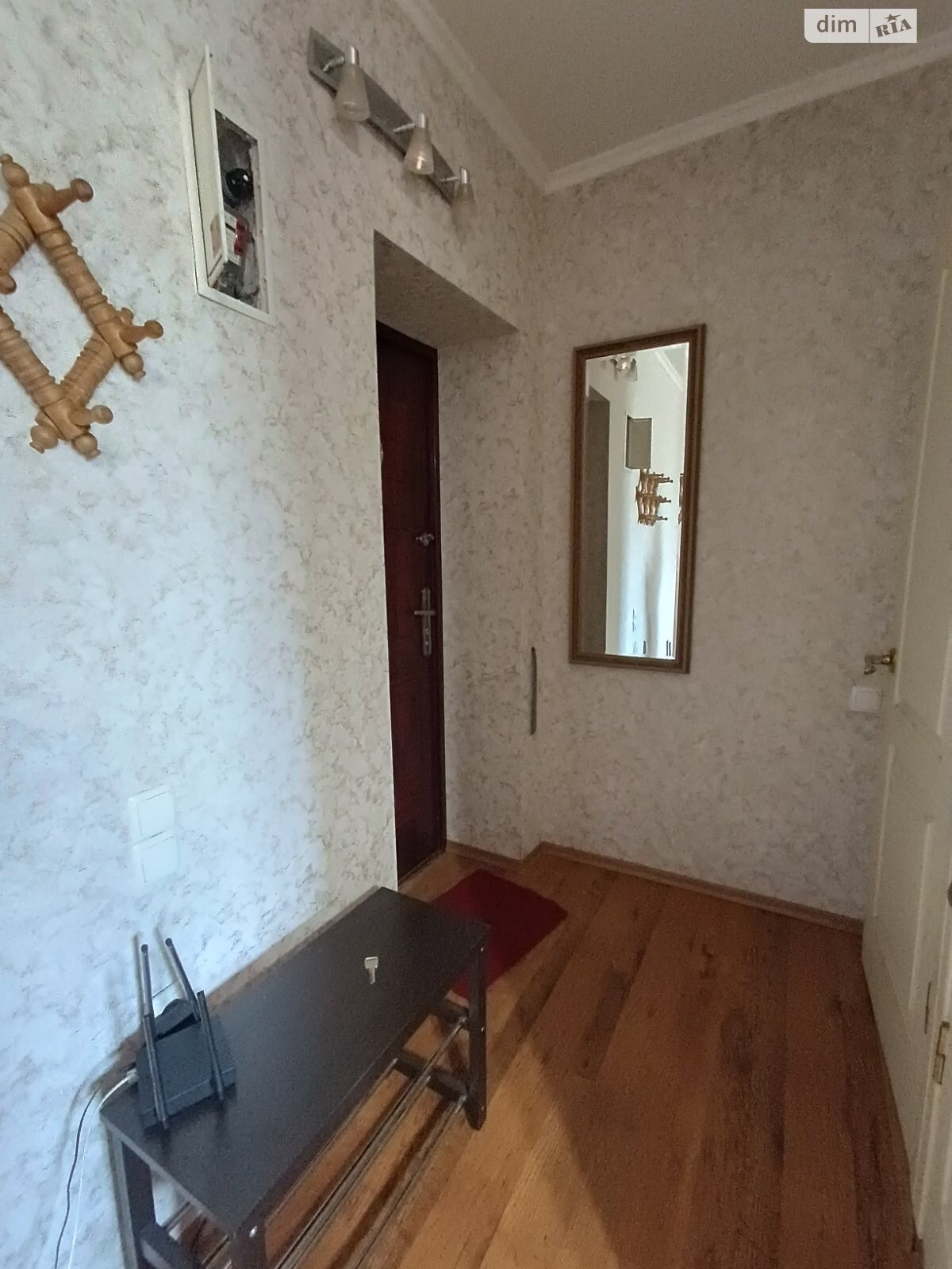 однокомнатная квартира в Днепре, район Озерка, на ул. Чапленка Василия в аренду на долгий срок помесячно фото 1 однокомнатная квартира в Днепре, район Озерка, на ул. Чапленка Василия в аренду на долгий срок помесячно фото 1