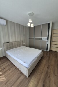 трикімнатна квартира в Дніпрі, район Парк Л.Глоби, на вул. Старокозацька 62 в довготривалу оренду помісячно фото 2