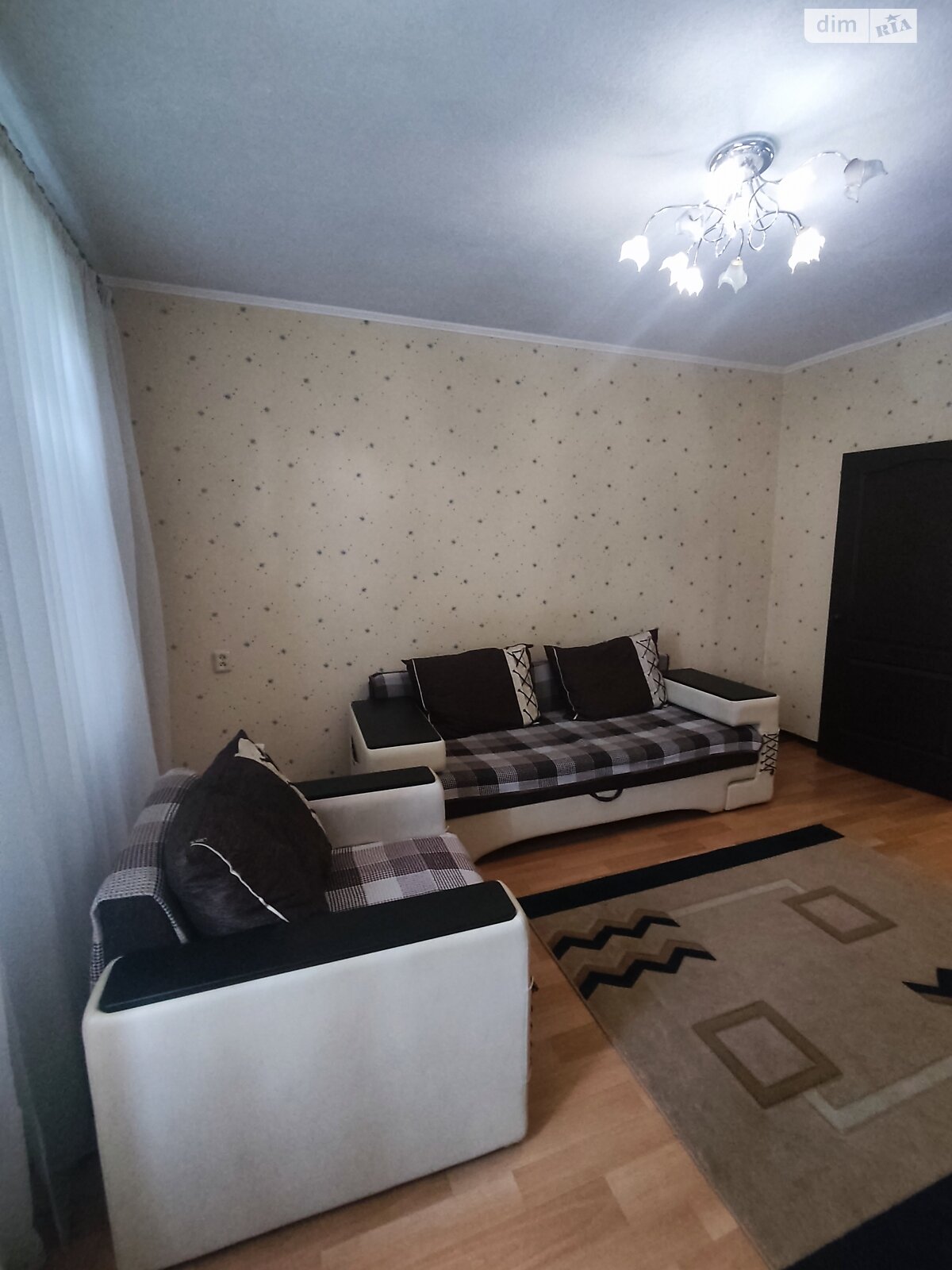 двокімнатна квартира в Дніпрі, район Парк Л.Глоби, на вул. Старокозацька 80 в довготривалу оренду помісячно фото 1 двокімнатна квартира в Дніпрі, район Парк Л.Глоби, на вул. Старокозацька 80 в довготривалу оренду помісячно фото 1