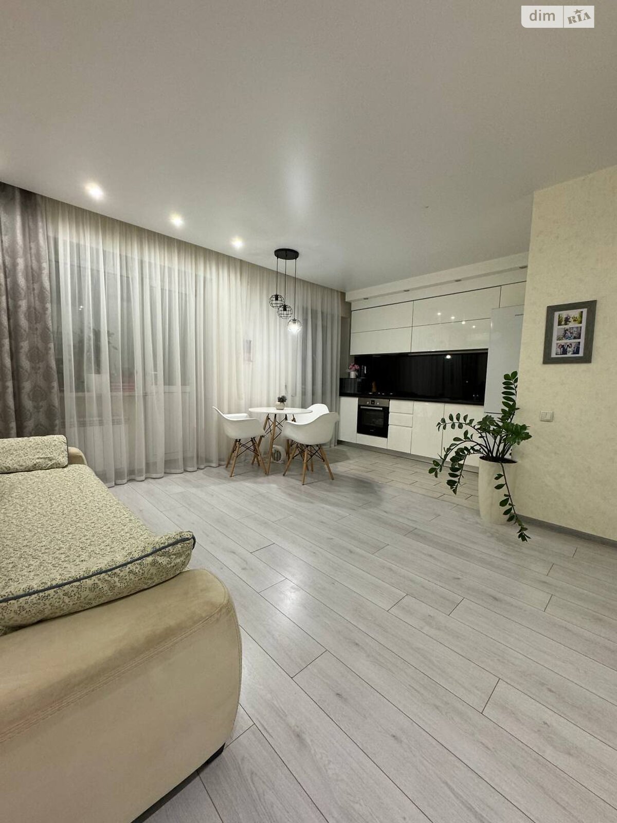 двухкомнатная квартира в Днепре, район Парк Л.Глобы, на ул. Старокозацкая 70 в аренду на долгий срок помесячно фото 1 двухкомнатная квартира в Днепре, район Парк Л.Глобы, на ул. Старокозацкая 70 в аренду на долгий срок помесячно фото 1