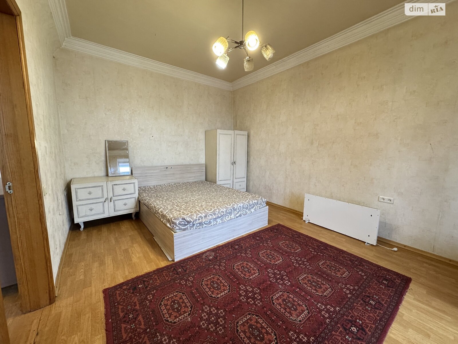 трехкомнатная квартира в Днепре, район Парк Л.Глобы, на просп. Яворницкого Дмитрия 109 в аренду на долгий срок помесячно фото 1 трехкомнатная квартира в Днепре, район Парк Л.Глобы, на просп. Яворницкого Дмитрия 109 в аренду на долгий срок помесячно фото 1