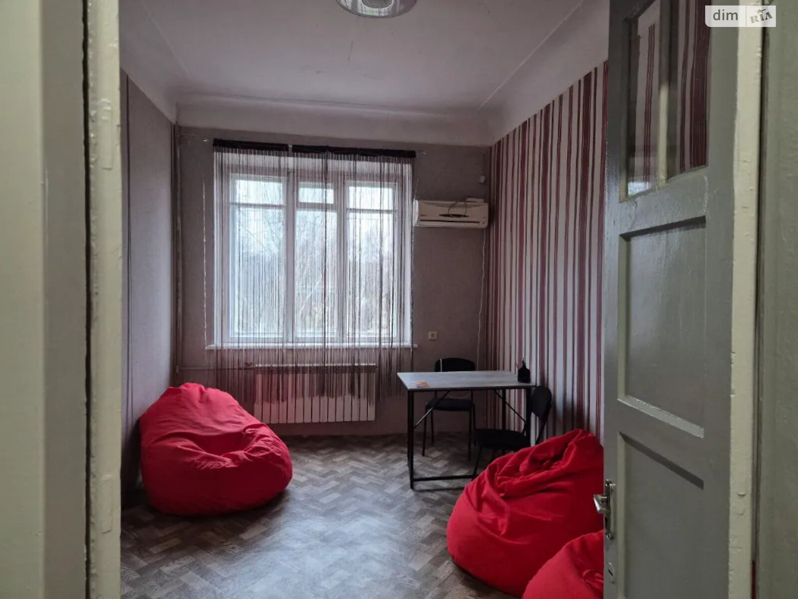 трехкомнатная квартира в Днепре, район Парк Шевченко, на ул. Акинфиева Ивана 14 в аренду на долгий срок помесячно фото 1 трехкомнатная квартира в Днепре, район Парк Шевченко, на ул. Акинфиева Ивана 14 в аренду на долгий срок помесячно фото 1