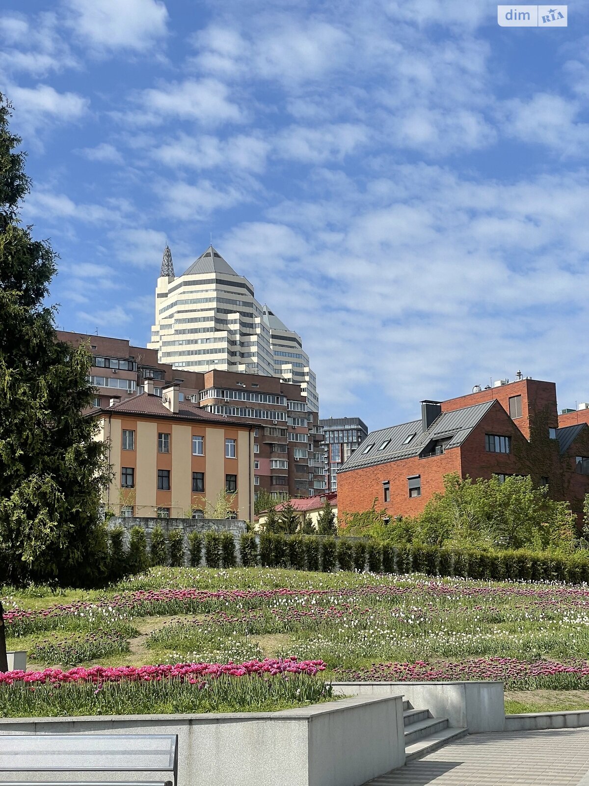 двухкомнатная квартира в Днепре, район Парк Шевченко, на ул. Дольник Архитектора 14А в аренду на долгий срок помесячно фото 1