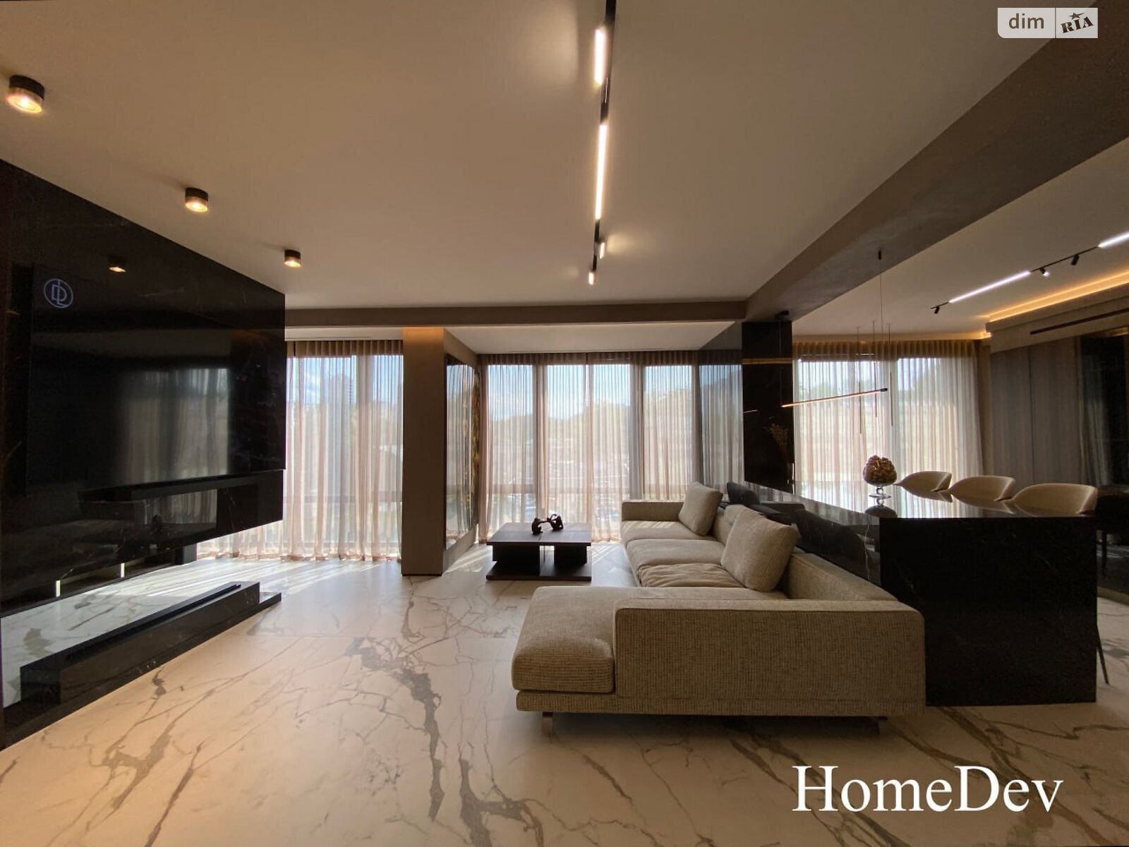 четырехкомнатная квартира в Днепре, район Парк Шевченко, на ул. Донцова Дмитрия 3 в аренду на долгий срок помесячно фото 1 четырехкомнатная квартира в Днепре, район Парк Шевченко, на ул. Донцова Дмитрия 3 в аренду на долгий срок помесячно фото 1