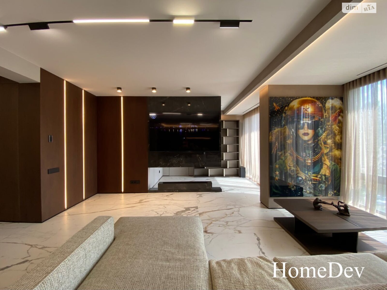 четырехкомнатная квартира в Днепре, район Парк Шевченко, на ул. Донцова Дмитрия 3 в аренду на долгий срок помесячно фото 1 четырехкомнатная квартира в Днепре, район Парк Шевченко, на ул. Донцова Дмитрия 3 в аренду на долгий срок помесячно фото 1