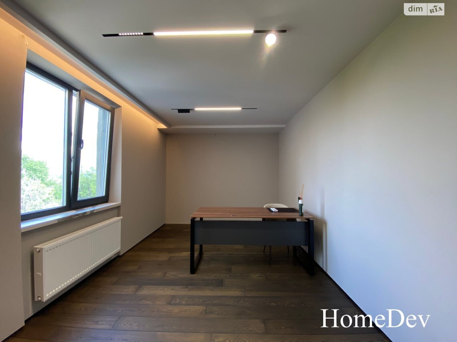 четырехкомнатная квартира в Днепре, район Парк Шевченко, на ул. Донцова Дмитрия 3 в аренду на долгий срок помесячно фото 1 четырехкомнатная квартира в Днепре, район Парк Шевченко, на ул. Донцова Дмитрия 3 в аренду на долгий срок помесячно фото 1