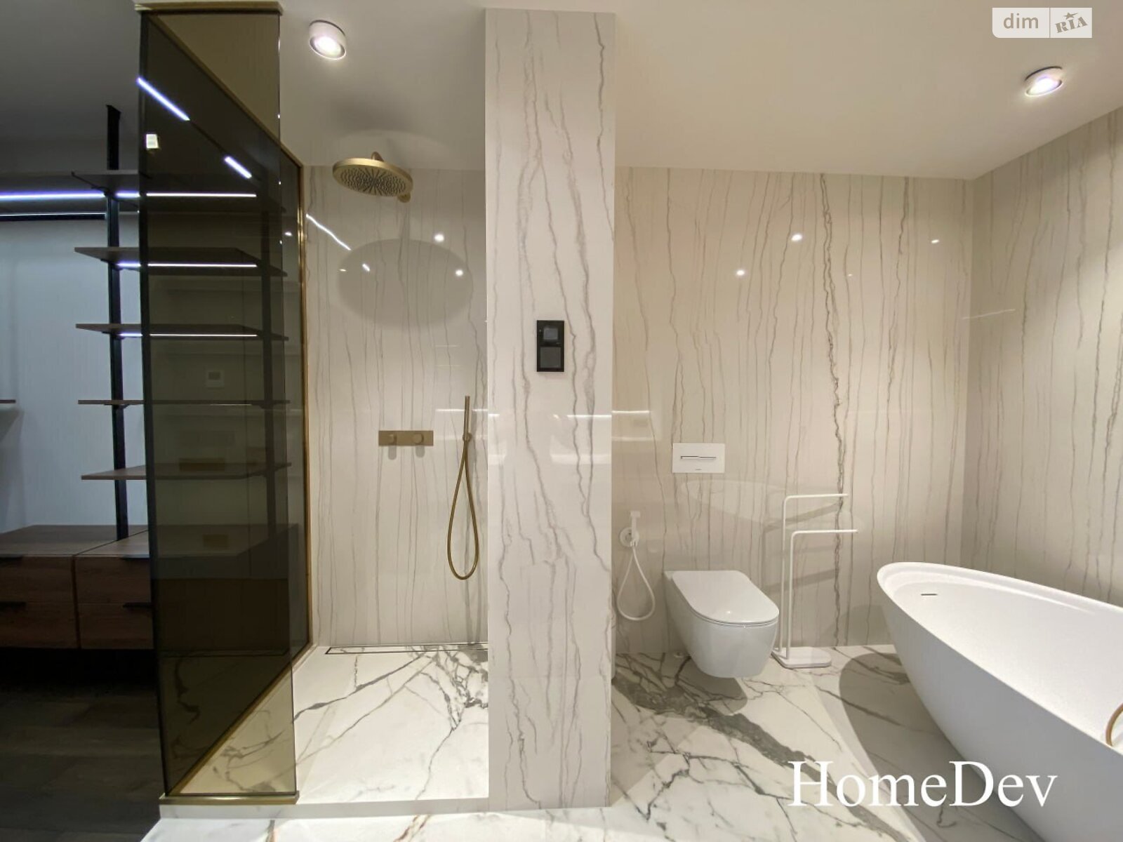 четырехкомнатная квартира в Днепре, район Парк Шевченко, на ул. Донцова Дмитрия 3 в аренду на долгий срок помесячно фото 1 четырехкомнатная квартира в Днепре, район Парк Шевченко, на ул. Донцова Дмитрия 3 в аренду на долгий срок помесячно фото 1