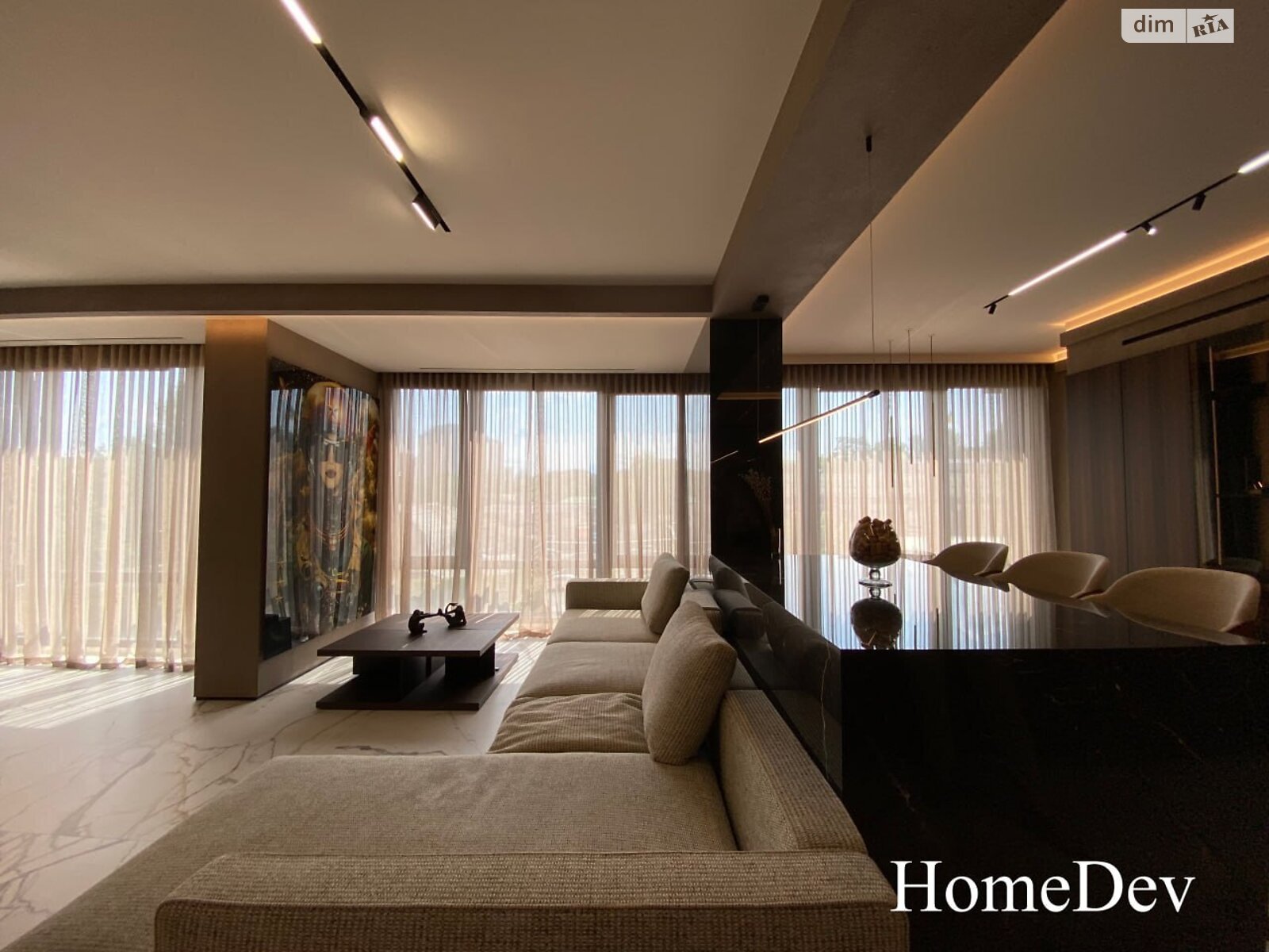 четырехкомнатная квартира в Днепре, район Парк Шевченко, на ул. Донцова Дмитрия 3 в аренду на долгий срок помесячно фото 1 четырехкомнатная квартира в Днепре, район Парк Шевченко, на ул. Донцова Дмитрия 3 в аренду на долгий срок помесячно фото 1