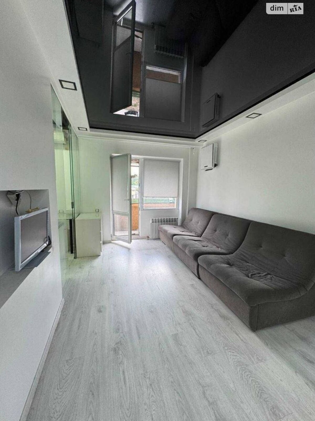 двухкомнатная квартира в Днепре, район Парк Шевченко, на ул. Донцова Дмитрия 7 в аренду на долгий срок помесячно фото 1 двухкомнатная квартира в Днепре, район Парк Шевченко, на ул. Донцова Дмитрия 7 в аренду на долгий срок помесячно фото 1