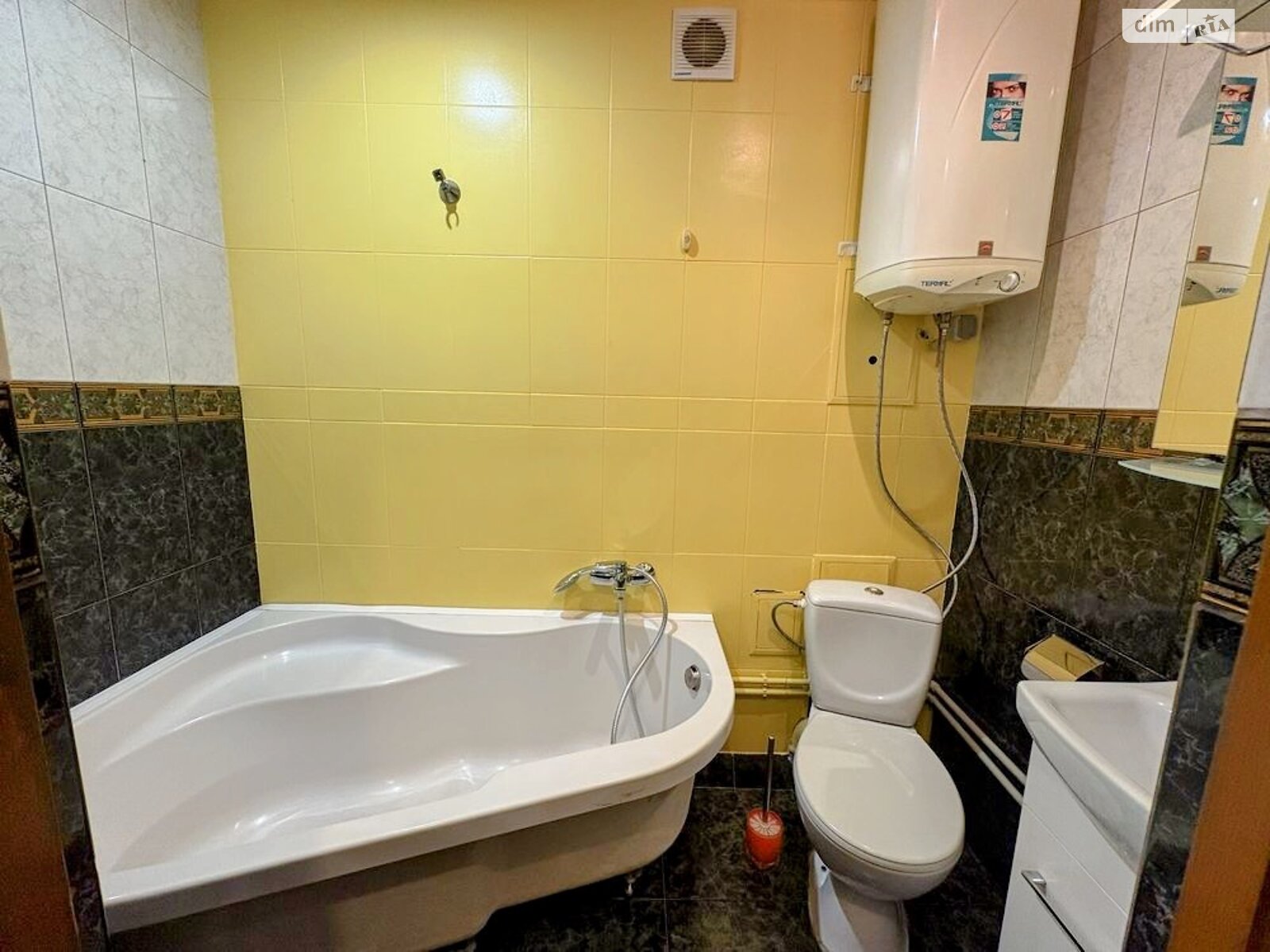 однокомнатная квартира в Днепре, район Парк Шевченко, на ул. Донцова Дмитрия в аренду на долгий срок помесячно фото 1 однокомнатная квартира в Днепре, район Парк Шевченко, на ул. Донцова Дмитрия в аренду на долгий срок помесячно фото 1