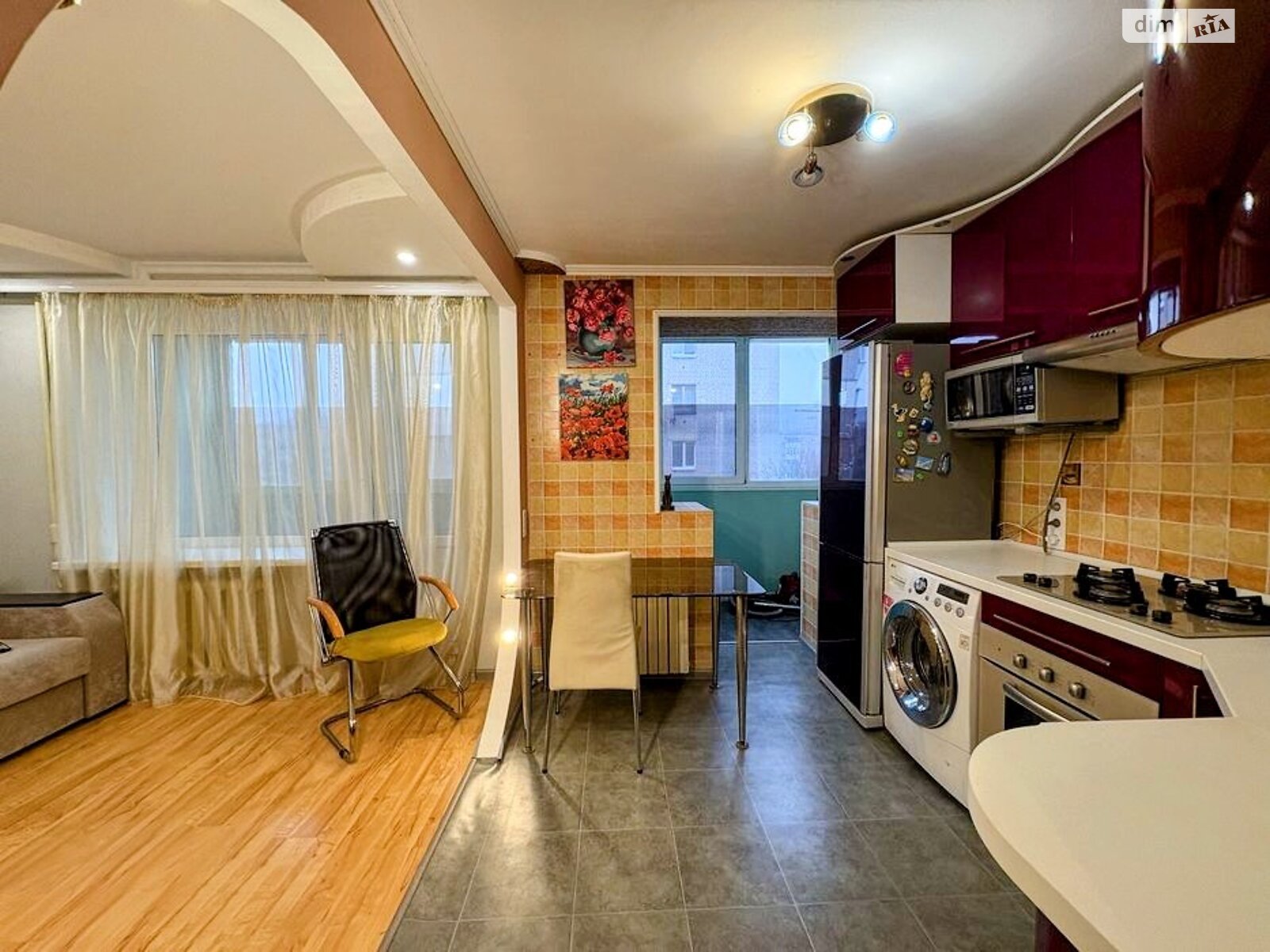 однокомнатная квартира в Днепре, район Парк Шевченко, на ул. Донцова Дмитрия в аренду на долгий срок помесячно фото 1 однокомнатная квартира в Днепре, район Парк Шевченко, на ул. Донцова Дмитрия в аренду на долгий срок помесячно фото 1