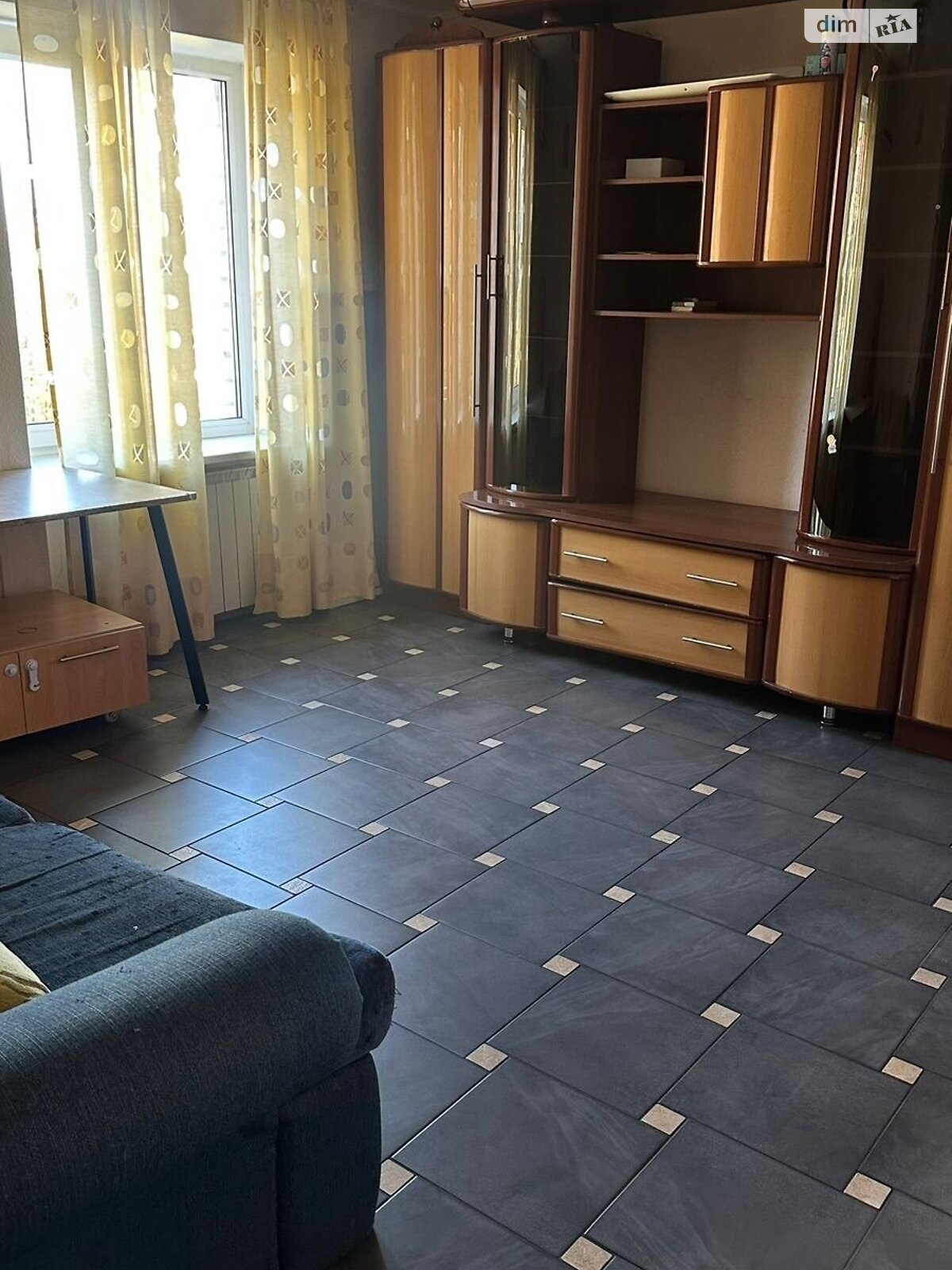 однокомнатная квартира в Днепре, район Парк Шевченко, на ул. Донцова Дмитрия 2 в аренду на долгий срок помесячно фото 1 однокомнатная квартира в Днепре, район Парк Шевченко, на ул. Донцова Дмитрия 2 в аренду на долгий срок помесячно фото 1