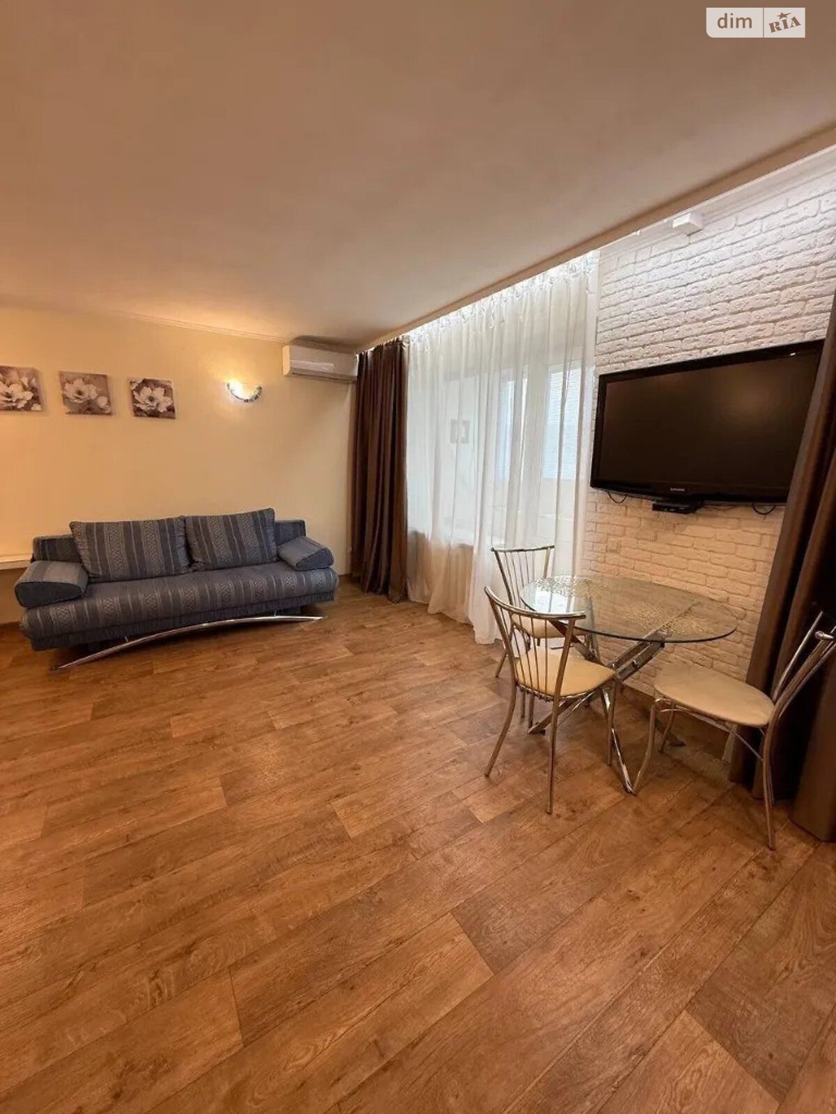 однокомнатная квартира в Днепре, район Парк Шевченко, на ул. Донцова Дмитрия 4 в аренду на долгий срок помесячно фото 1