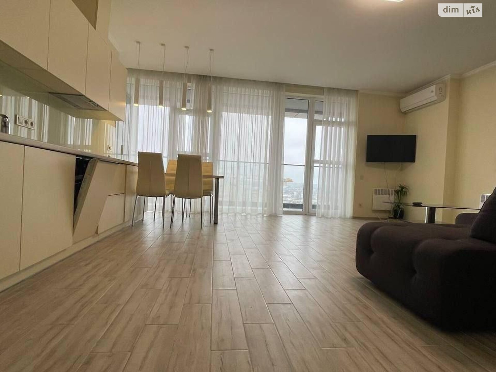 двухкомнатная квартира в Днепре, район Парк Шевченко, на ул. Вернадского Владимира 29К в аренду на долгий срок помесячно фото 1 двухкомнатная квартира в Днепре, район Парк Шевченко, на ул. Вернадского Владимира 29К в аренду на долгий срок помесячно фото 1