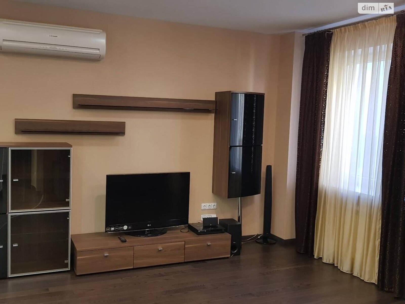 двокімнатна квартира в Дніпрі, район Парк Шевченка, на узвіз Крутогірний 33 в довготривалу оренду помісячно фото 1 двокімнатна квартира в Дніпрі, район Парк Шевченка, на узвіз Крутогірний 33 в довготривалу оренду помісячно фото 1