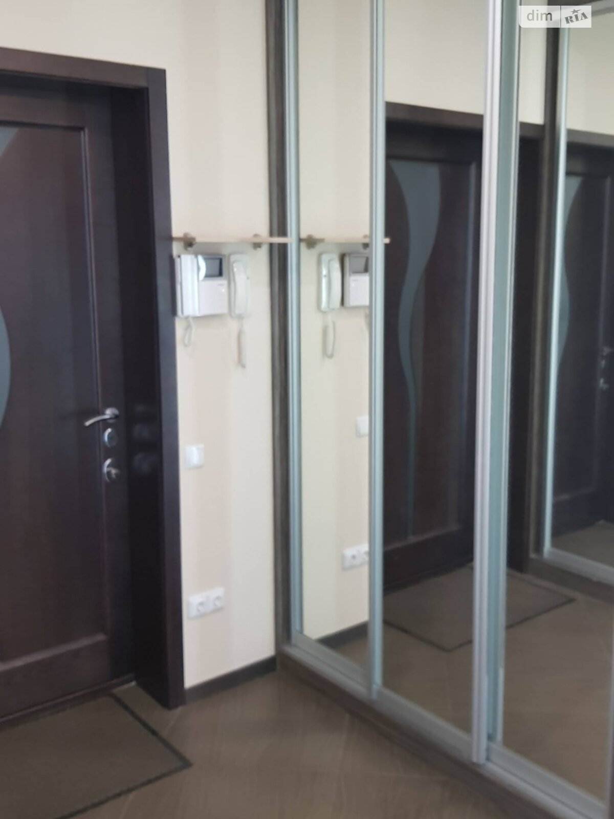 двокімнатна квартира в Дніпрі, район Парк Шевченка, на узвіз Крутогірний 33 в довготривалу оренду помісячно фото 1 двокімнатна квартира в Дніпрі, район Парк Шевченка, на узвіз Крутогірний 33 в довготривалу оренду помісячно фото 1
