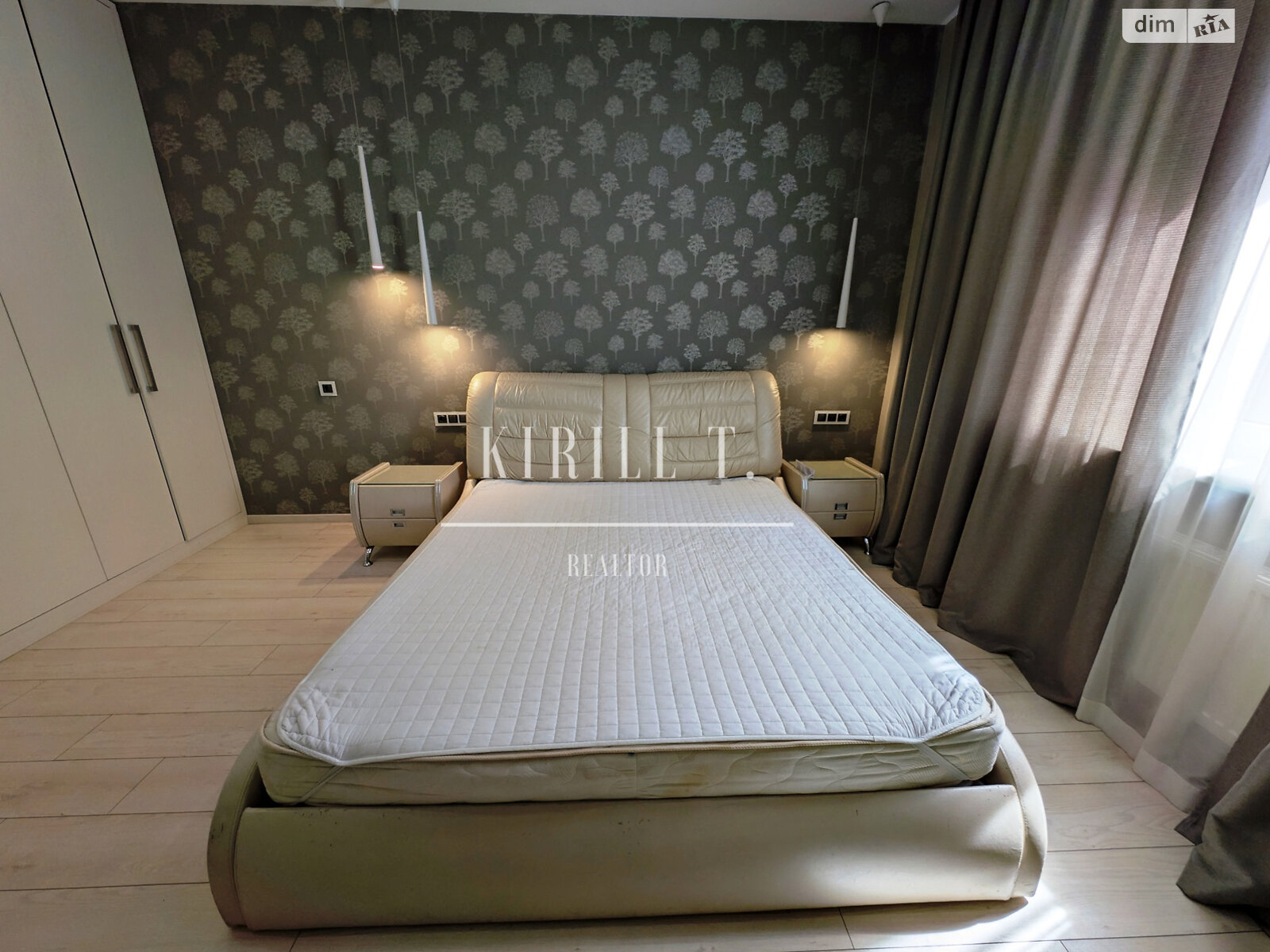 четырехкомнатная квартира в Днепре, район Парк Шевченко, на спуск Крутогорный 28 в аренду на долгий срок помесячно фото 1 четырехкомнатная квартира в Днепре, район Парк Шевченко, на спуск Крутогорный 28 в аренду на долгий срок помесячно фото 1
