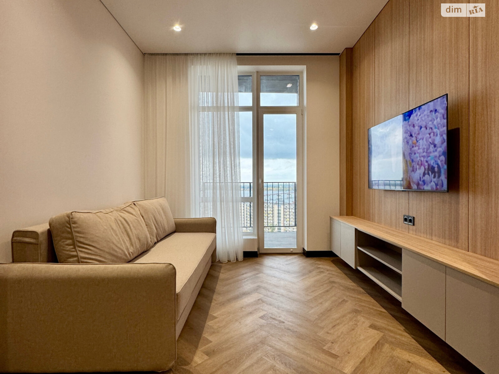 двокімнатна квартира в Дніпрі, район Парк Шевченка, на вул. Ламана 18 в довготривалу оренду помісячно фото 1 двокімнатна квартира в Дніпрі, район Парк Шевченка, на вул. Ламана 18 в довготривалу оренду помісячно фото 1